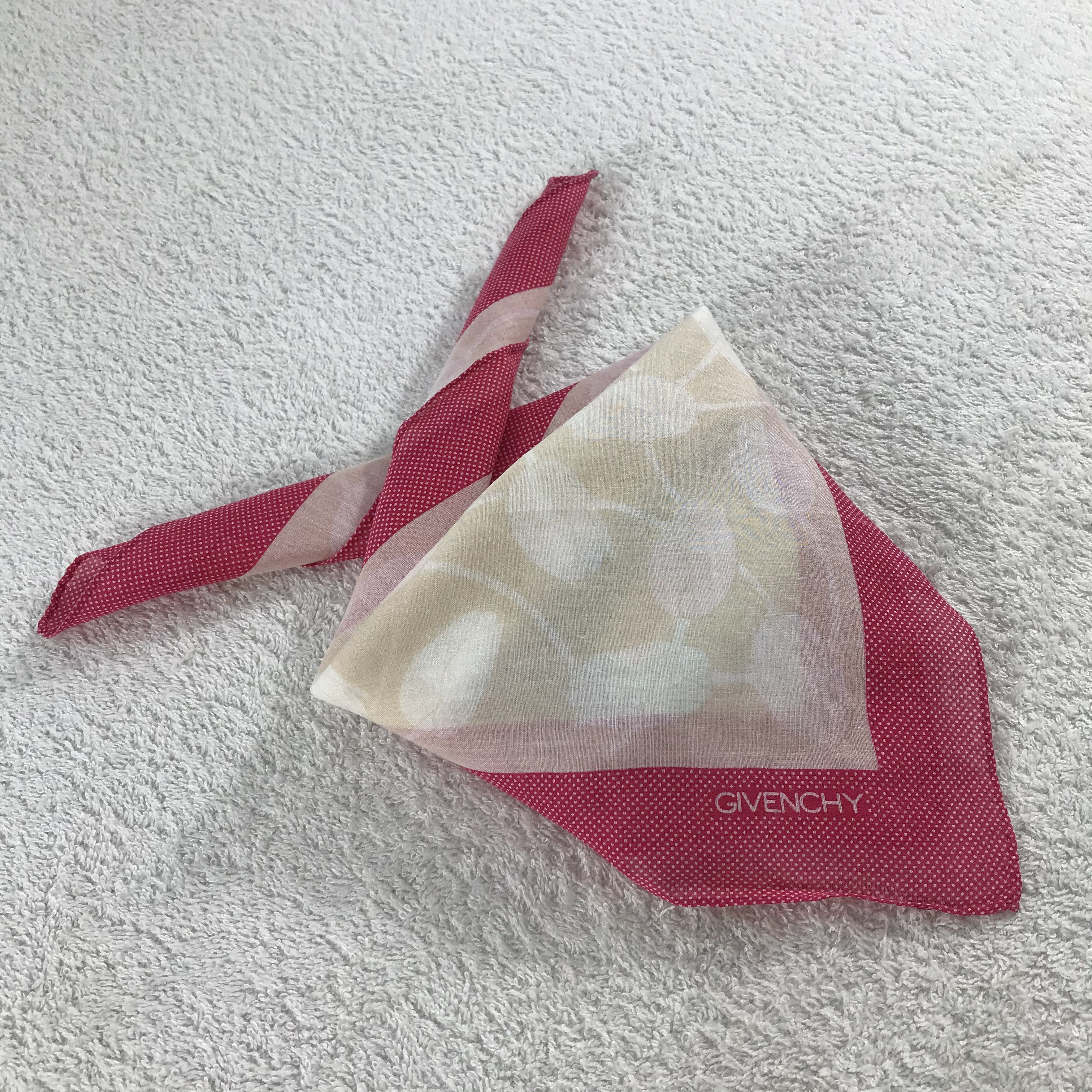 Vintage Givenchy Bandana/ Handkerchief / Neckerchief Size ONE SIZE - 2 Thumbnail