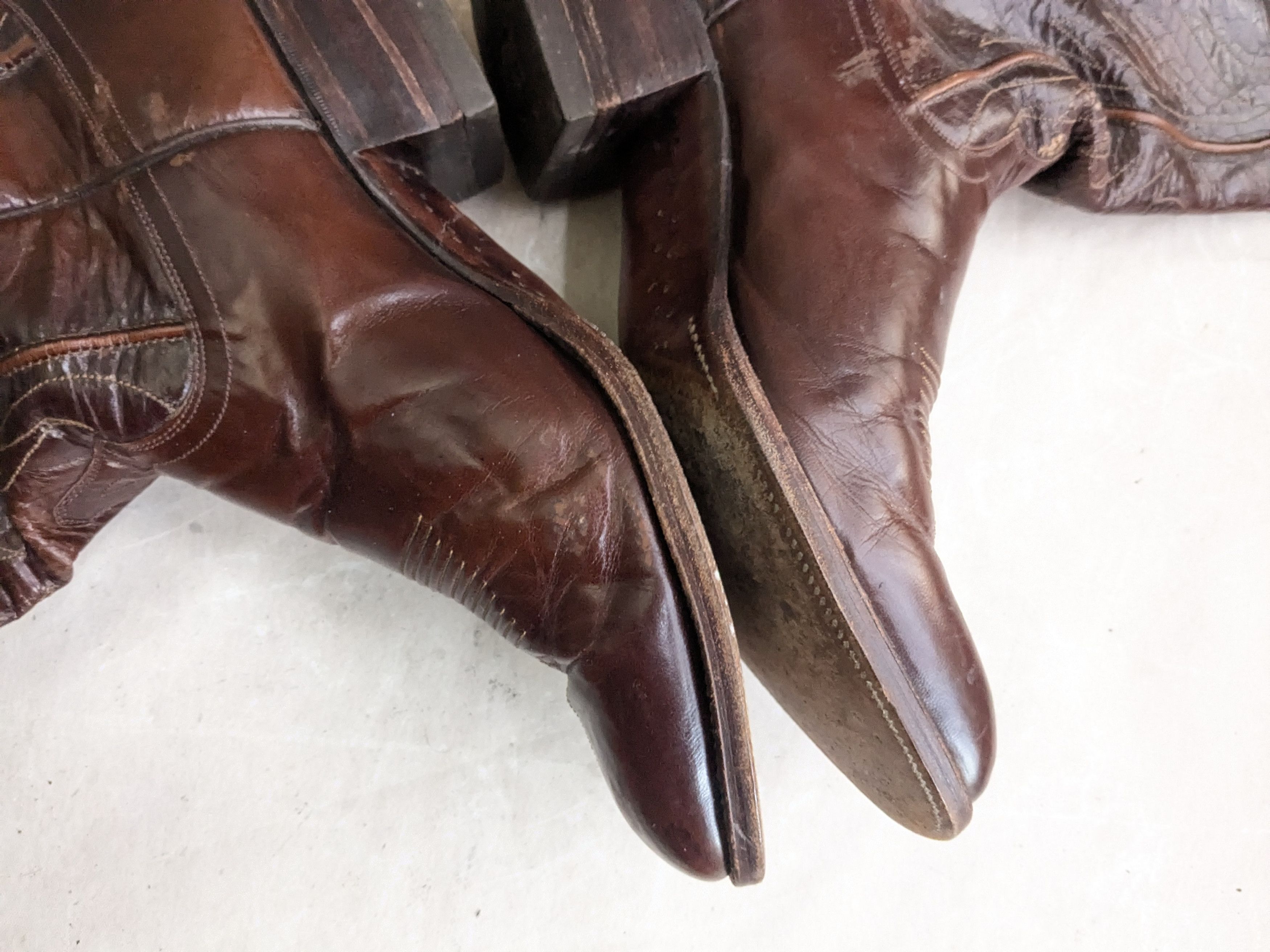 Dan Post Dan Post Cowboy Boots Brown Leather 10 D Spain Size US 10 / EU 43 - 7 Thumbnail