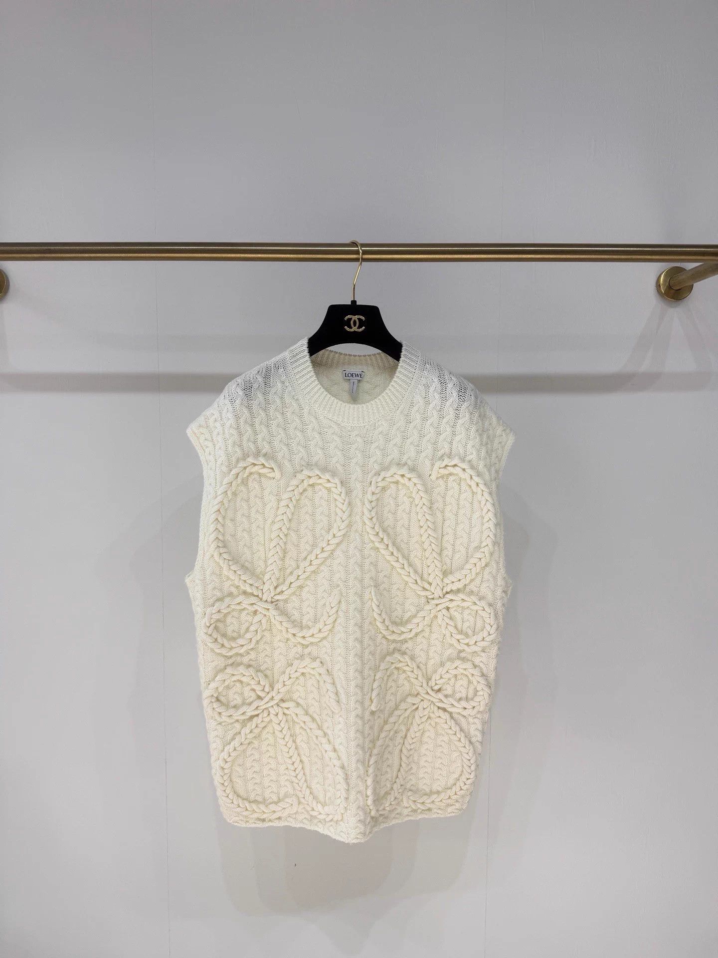 Loewe Loewe 25 knit logo oversized cream wool top S Size S / US 4 / IT 40 - 1 Thumbnail