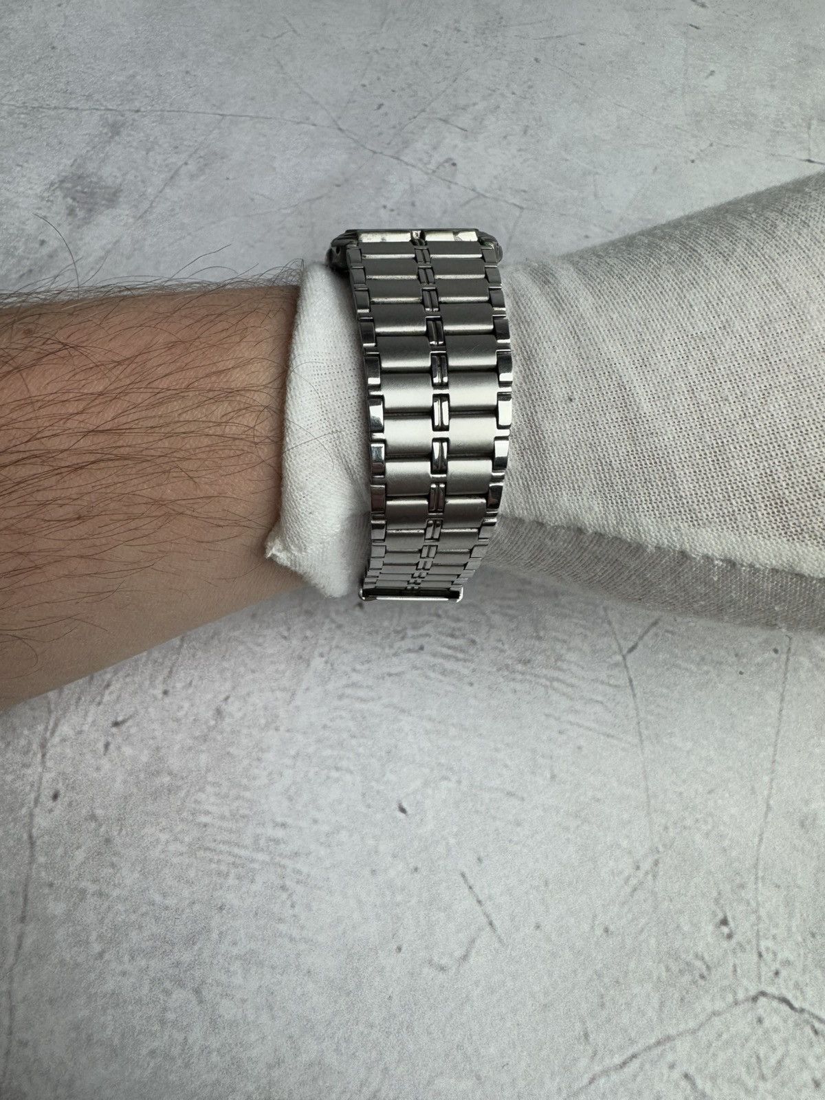 Japanese Brand × Vintage Rivoli Japanese Style Watch Vintage ✅Working Size ONE SIZE - 5 Thumbnail