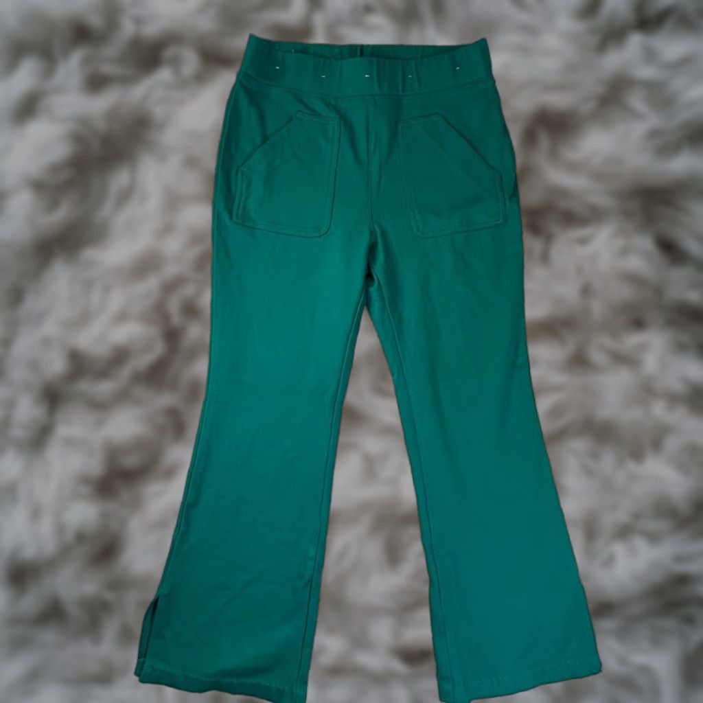 Anthropologie **Anthropologie Green Women's Pull-On Kick Flare Pants Small** User: Anthropologie Green Women's Pull-On Kick Flare Pants Small Size 28" / US 6 / IT 42 - 1 Thumbnail