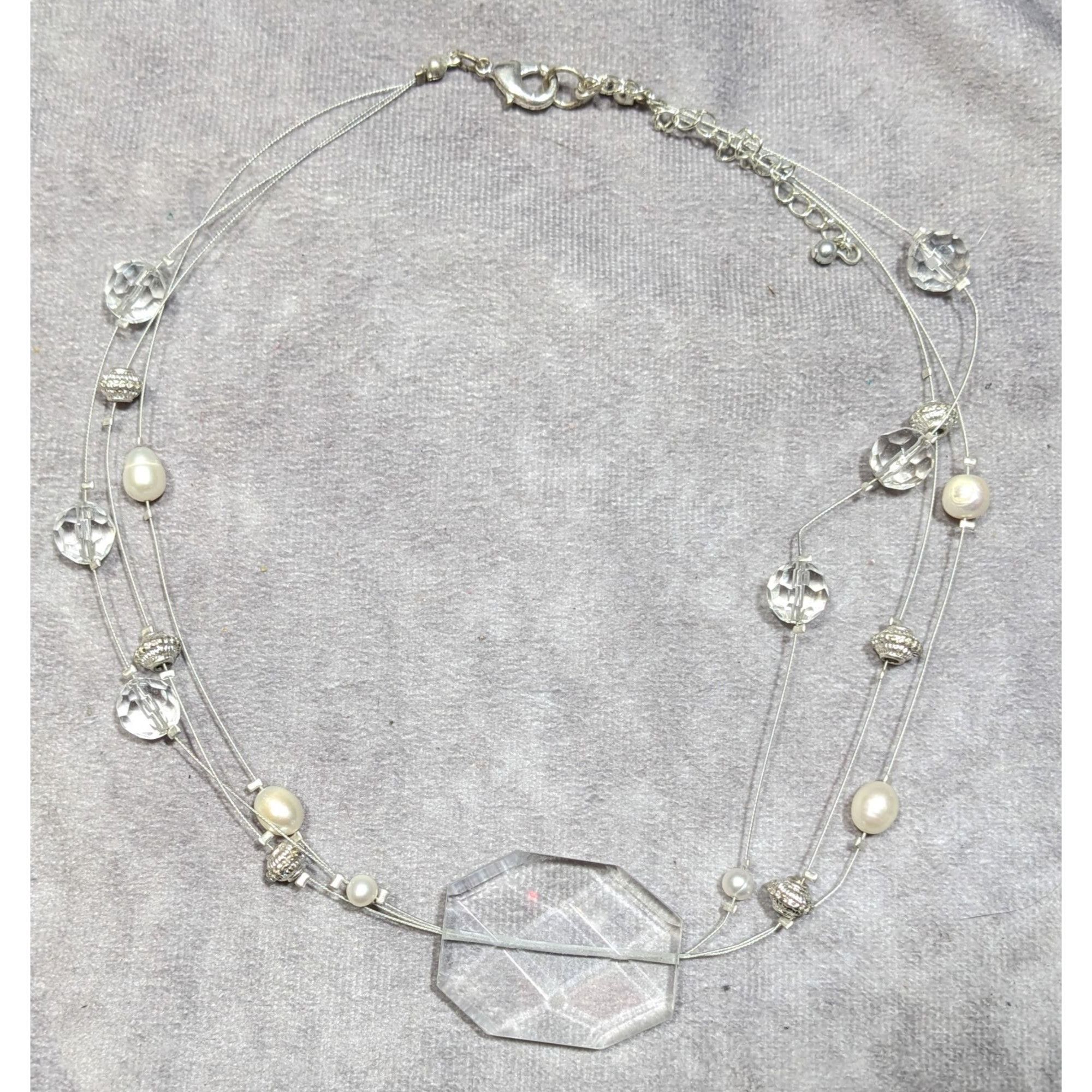Other Whimsical White Clear And Silver Tone Floating Necklace Size ONE SIZE - 5 Thumbnail