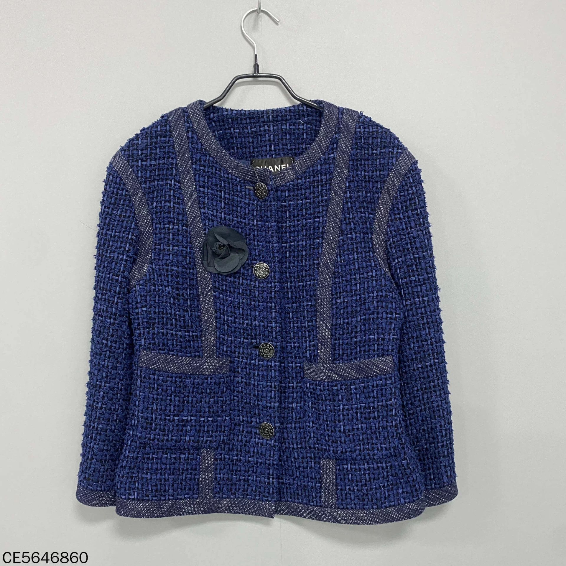 Chanel Chanel Navy Blue Camellia Knit Crew Neck Jacket Size 40 Size M / US 6-8 / IT 42-44 - 1 Thumbnail