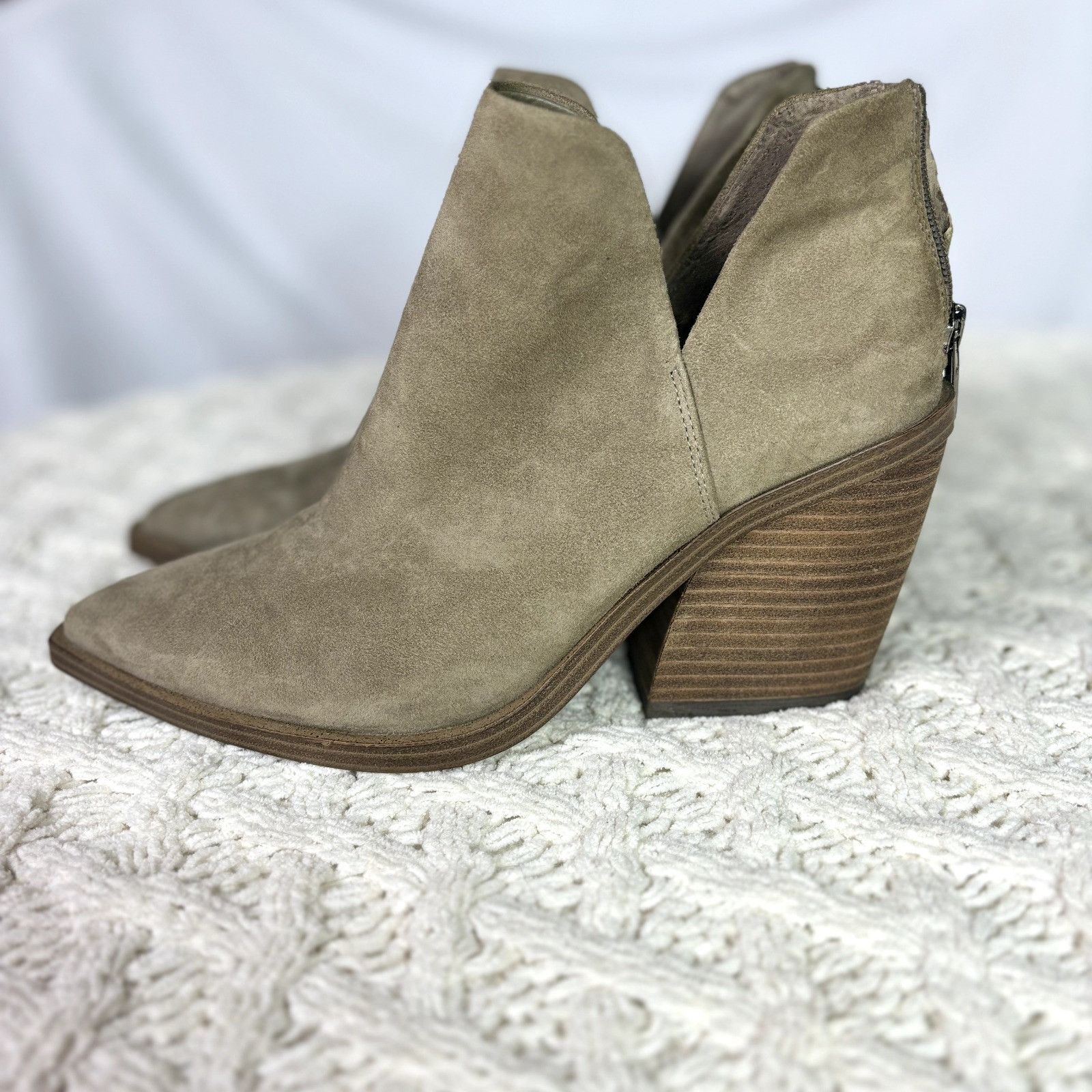 Vince Camuto Vince Camuto Women’s Gigietta Suede Leather Heeled Ankle Boo Size US 8.5 / IT 38.5 - 4 Thumbnail