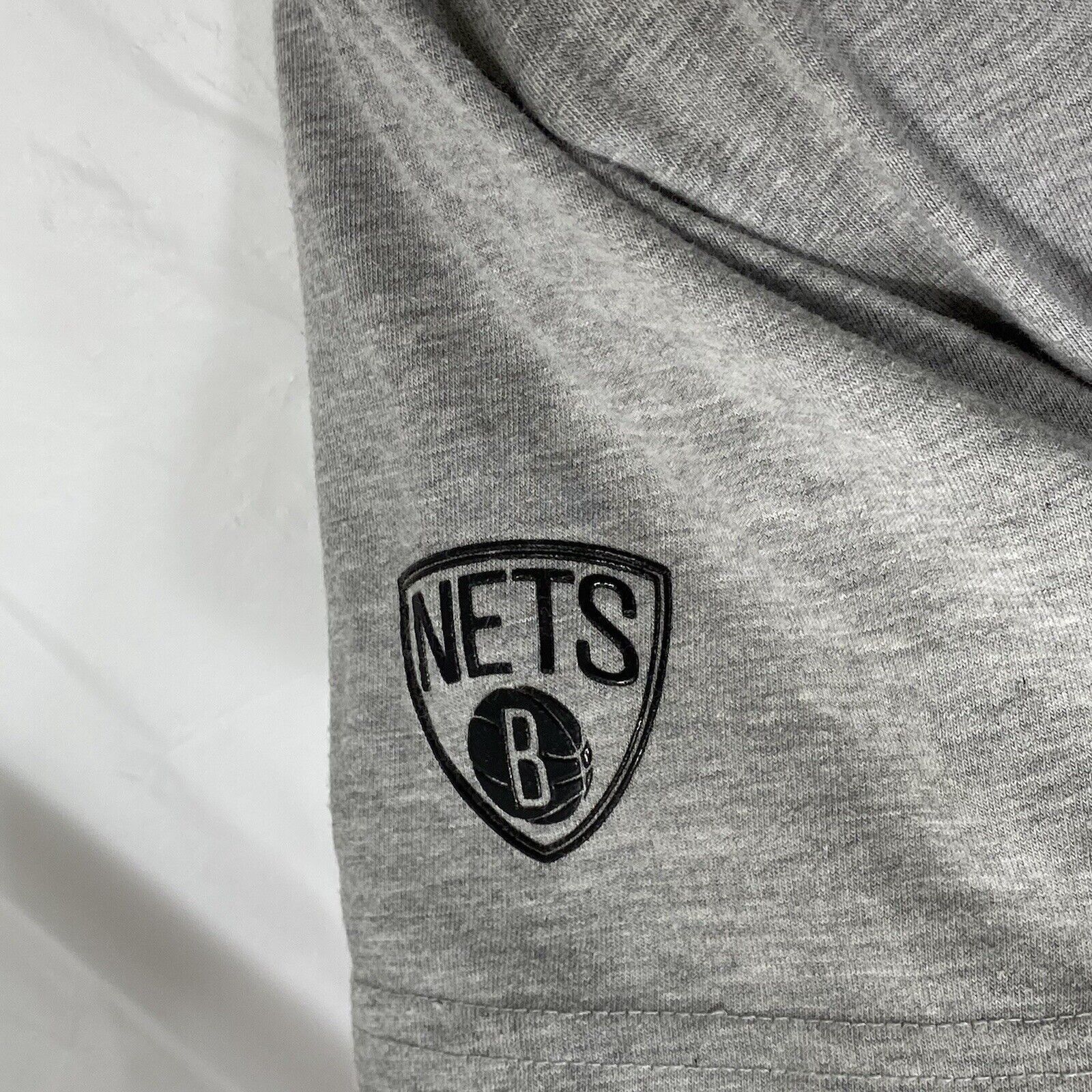 NBA UNK Brooklyn Nets Small Gray Basketball NBA Graphic T Shirt Size US S / EU 44-46 / 1 - 5 Thumbnail