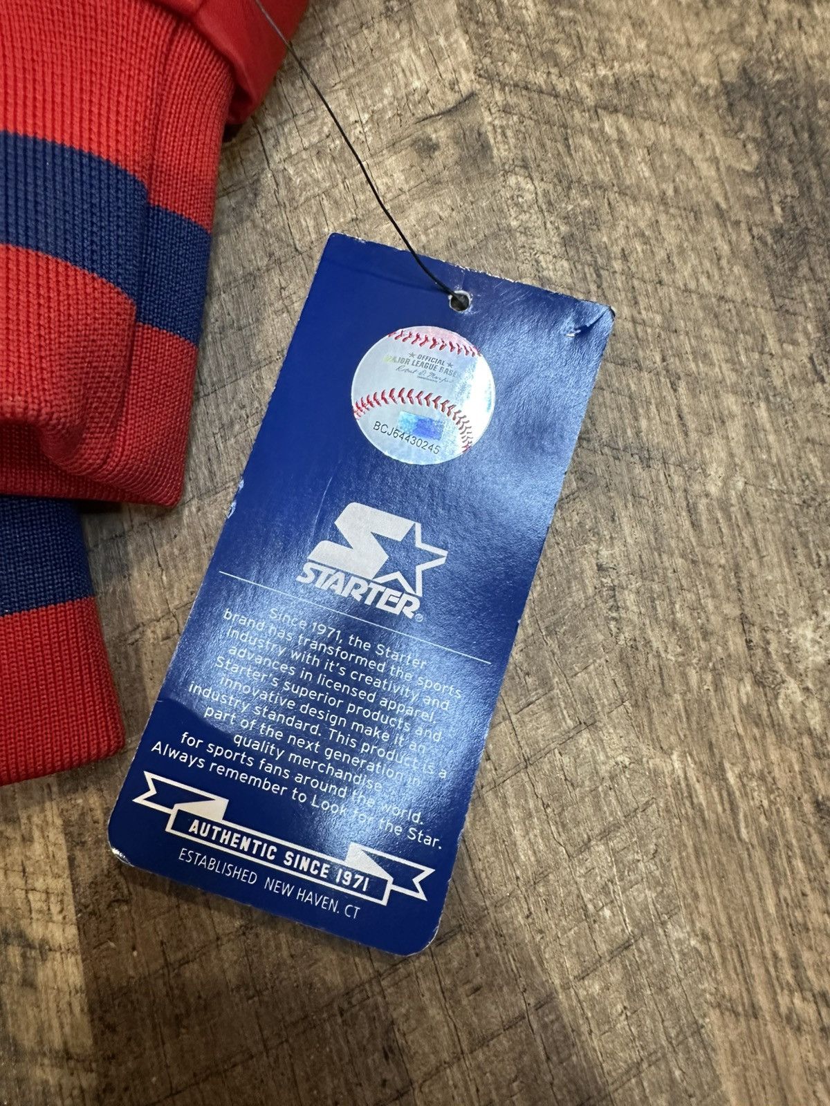 Starter NEW Starter Phillies Satin Varsity Bomber Jacket MLB Size US S / EU 44-46 / 1 - 5 Thumbnail