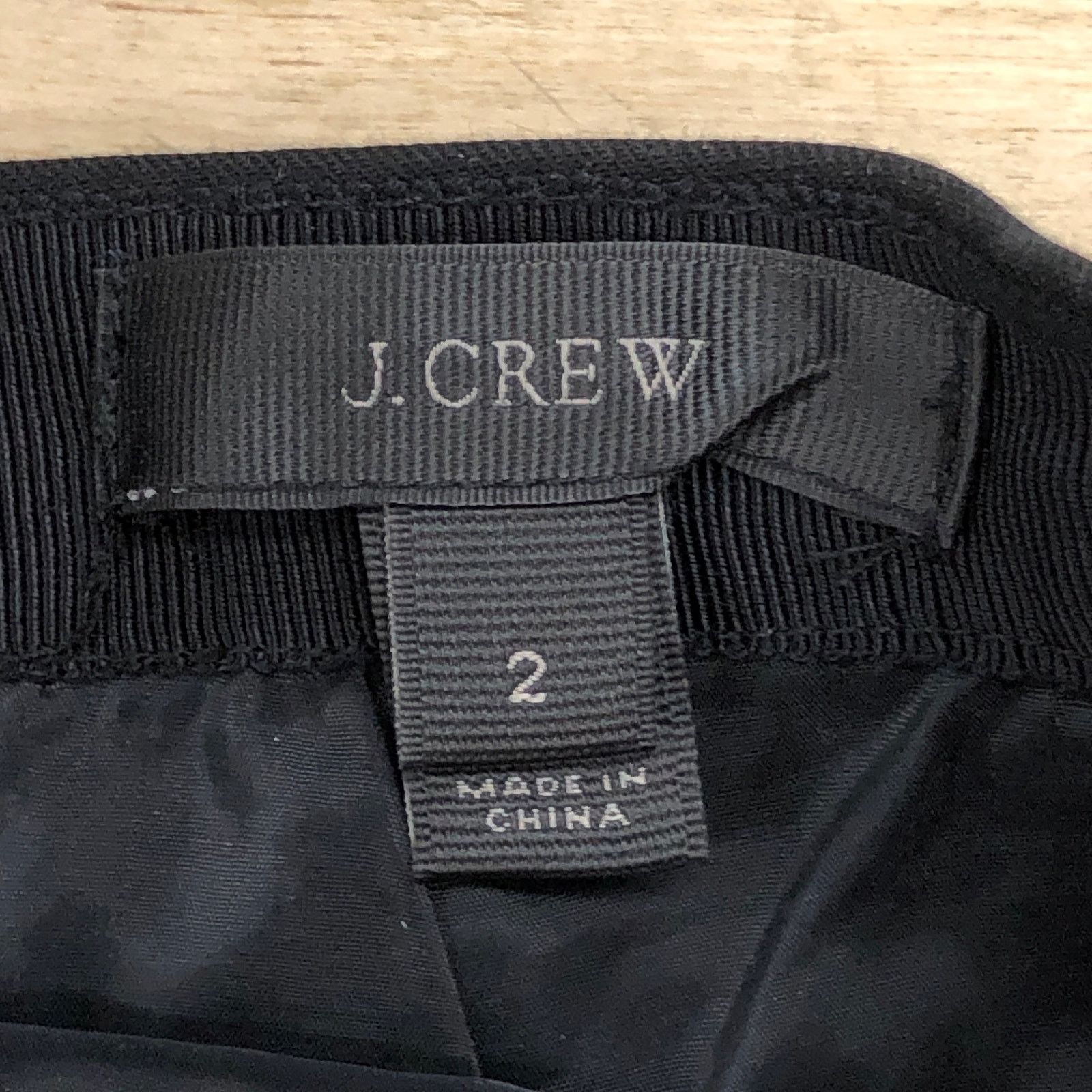 J.Crew J Crew Size 2 Skirt Pencil Straight Zip Rear Slit Career Size 26" / US 2 / IT 38 - 15 Thumbnail