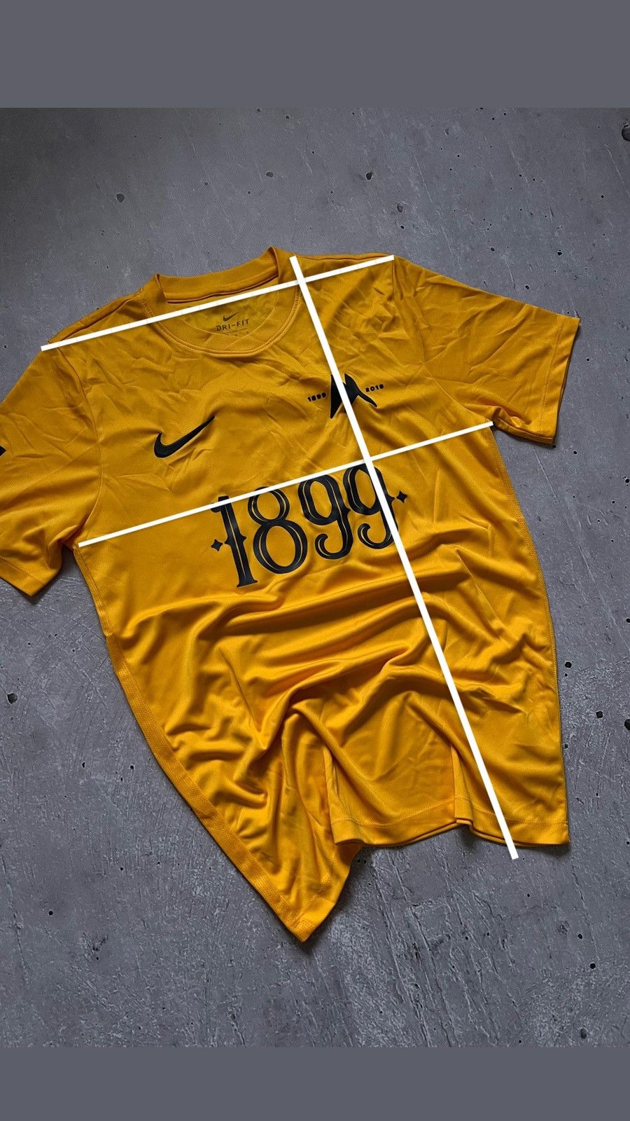 Nike Torquay United 2019-20 Nike t-shirt football jersey sz M #25 Size US M / EU 48-50 / 2 - 13 Thumbnail