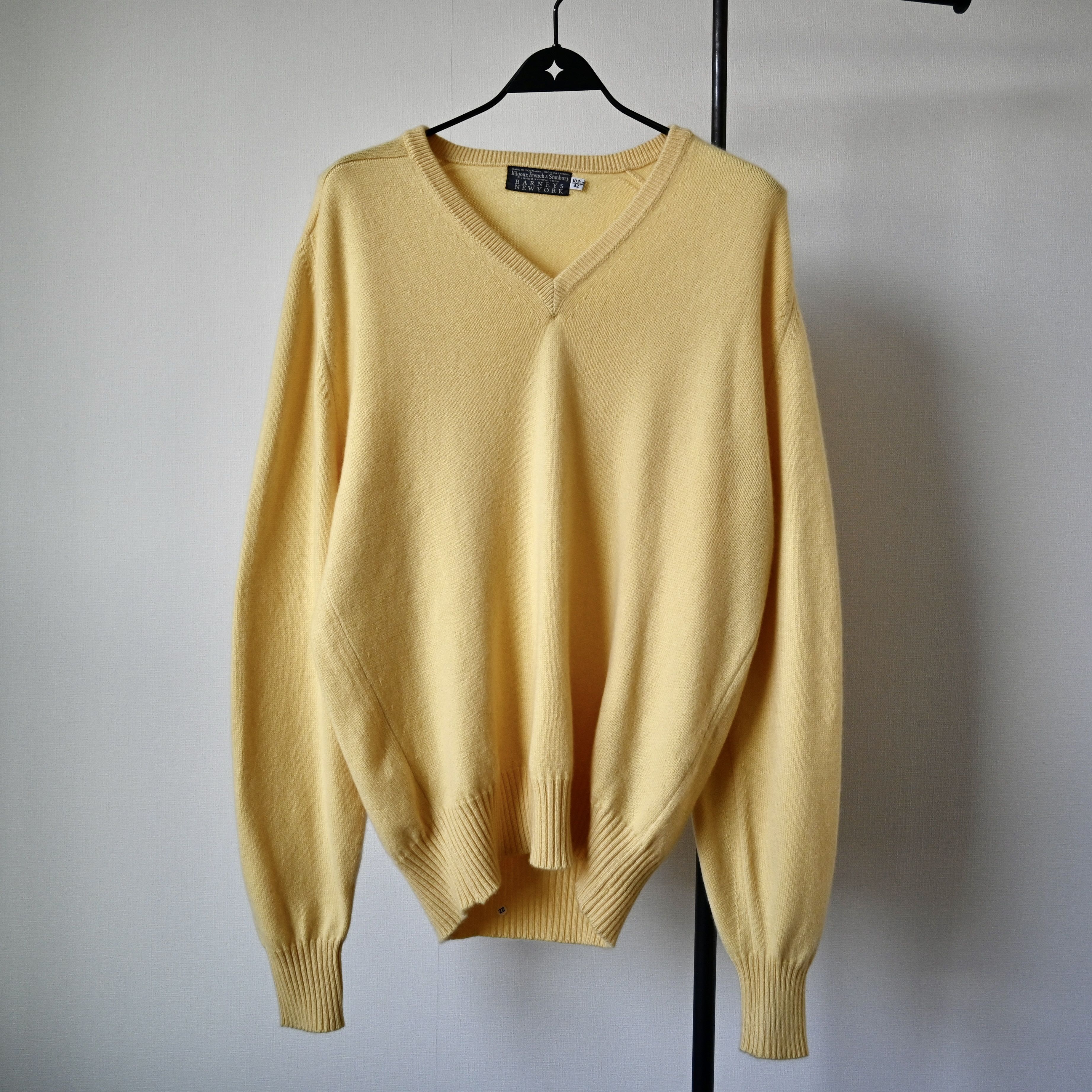 Barneys New York VTG 1990s Kilgour for BARNEYS NY Scottish cashmere sweater Size US L / EU 52-54 / 3 - 1 Thumbnail