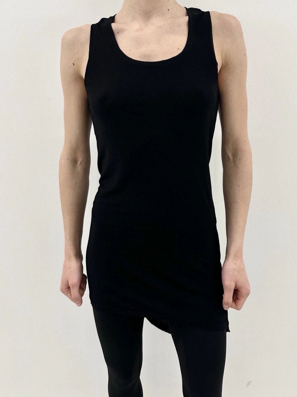 First Aid To The Injured First Aid To The Injured Unisex Sleeveless Owens Asymetrycal Size US XXS / EU 40 - 1 Thumbnail