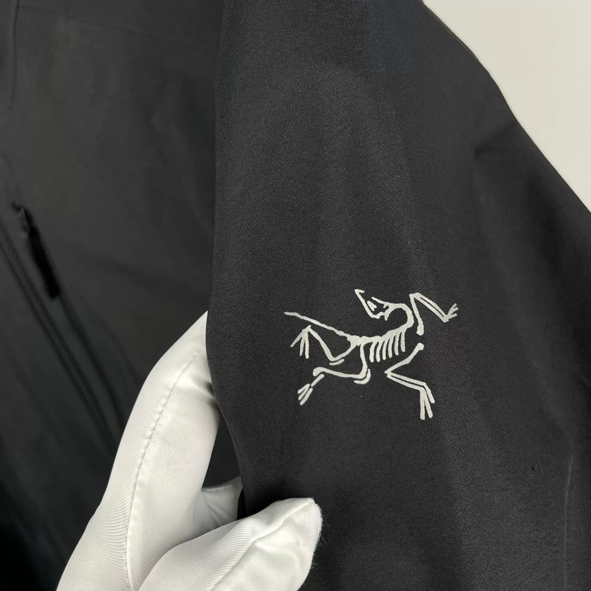Arc'teryx Arc'teryx Hooded Shell Black L Size US L / EU 52-54 / 3 - 9 Thumbnail