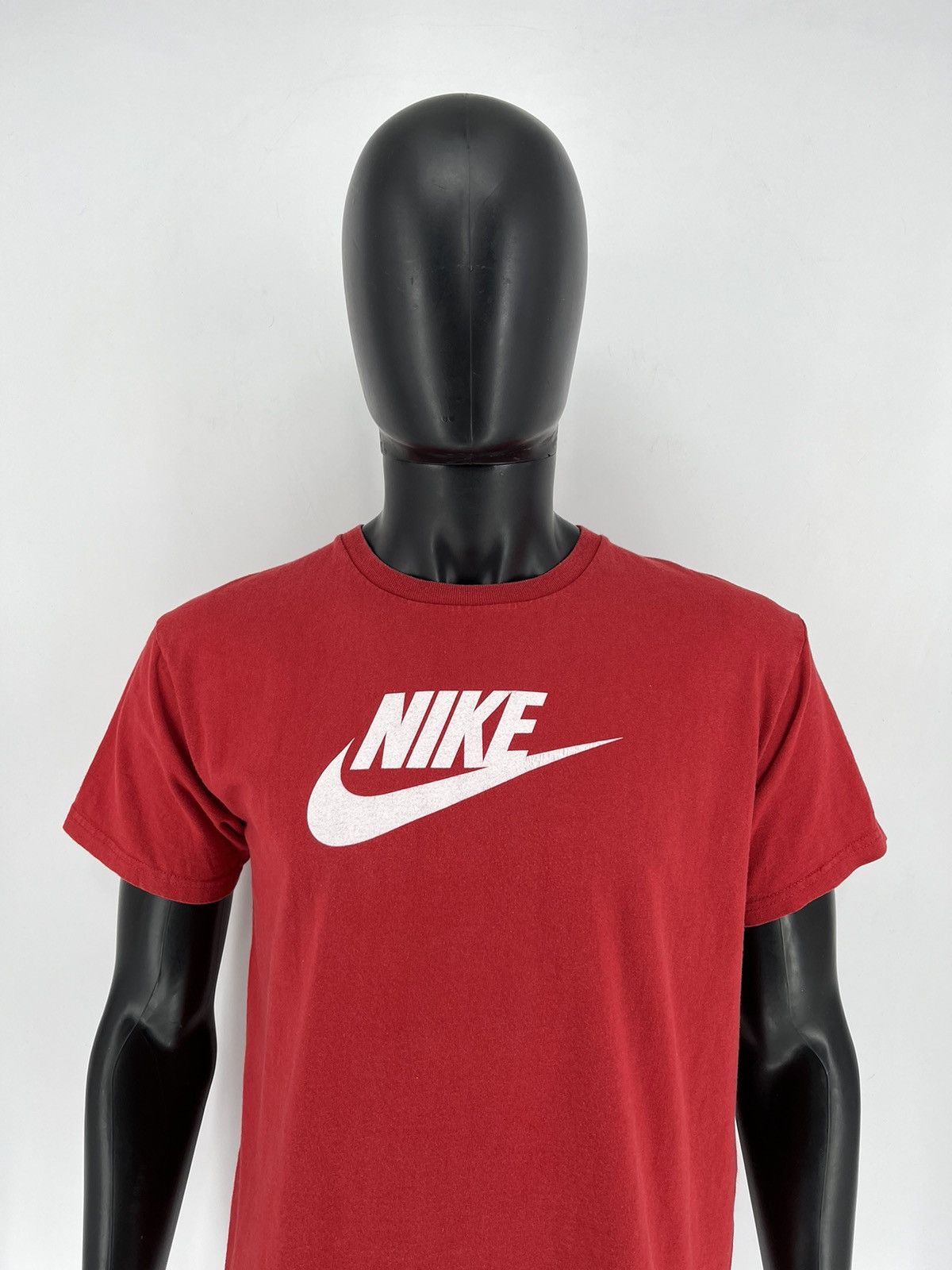 Nike × Vintage Vintage Y2K Nike Center Swoosh Logo T-Shirt Size US L / EU 52-54 / 3 - 1 Thumbnail