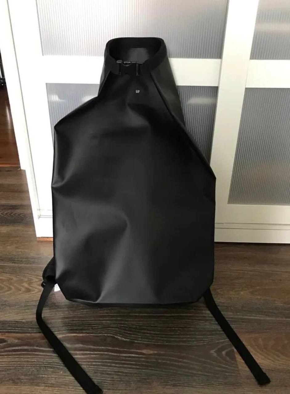 Balenciaga × Gap × Yeezy Balenciaga x Yzy x Gap Backpack Size ONE SIZE - 2 Thumbnail