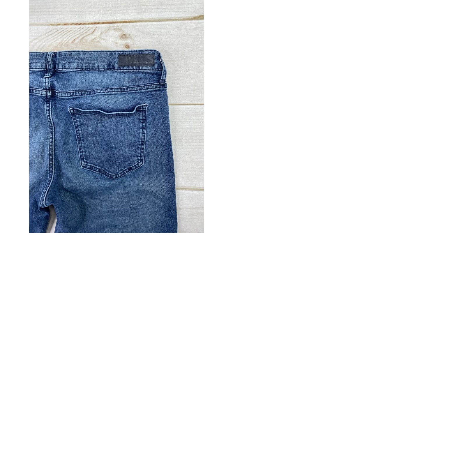 Calvin Klein VINTAGE CalviN Klein Women's Slim Boyfriend Jeans Size 12 Distressed Crop Ankle Stretch Size 34" / US 12 / IT 48 - 9 Thumbnail