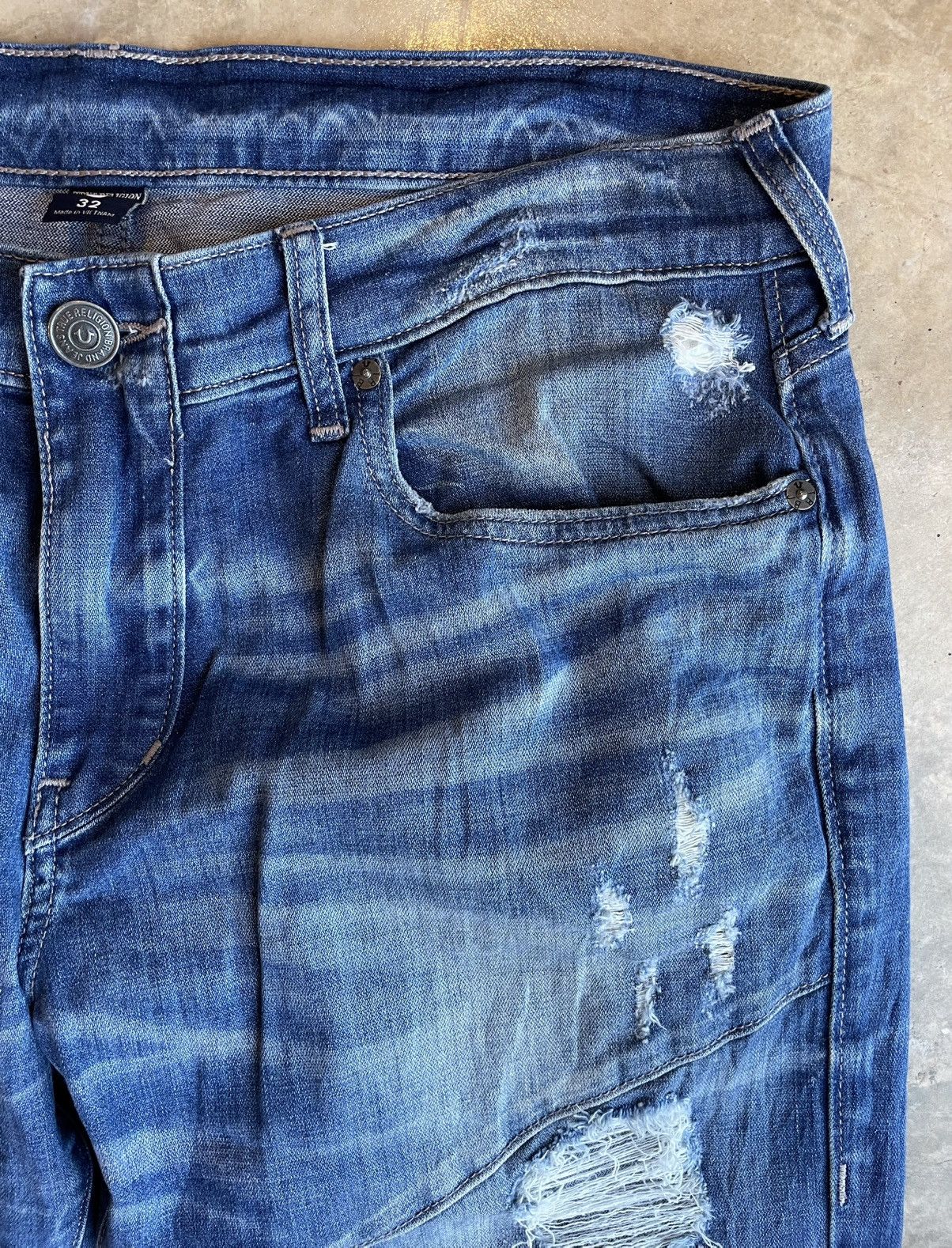 True Religion Vintage True Religion Distressed Jeans Geno Relaxed Slim Size US 32 / EU 48 - 8 Thumbnail