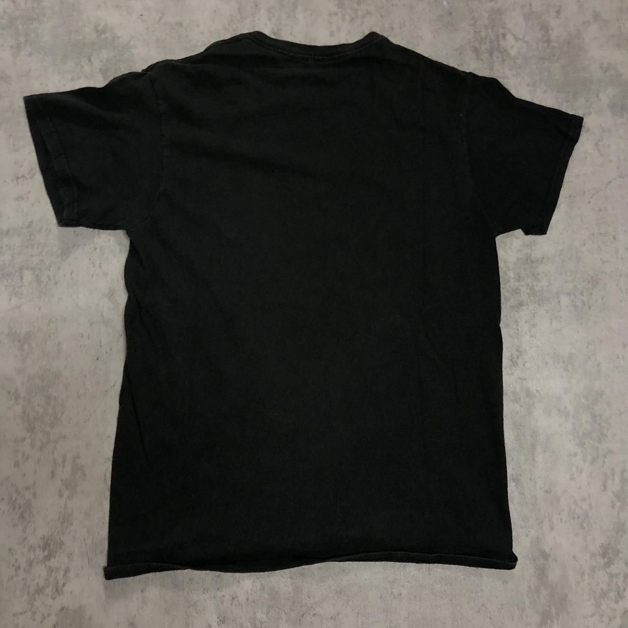 Other Black graphic tee with a bold design Size US S / EU 44-46 / 1 - 3 Thumbnail