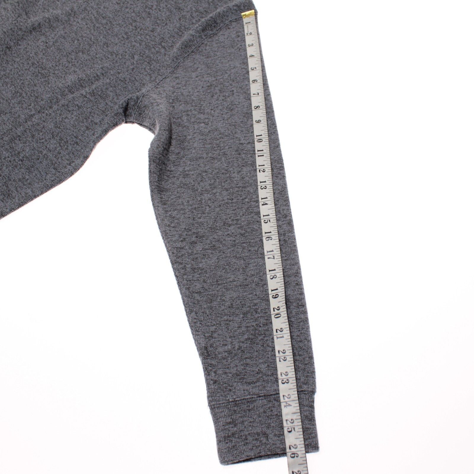 Robert Graham Robert Graham Sweater Size US M in Gray Size US M / EU 48-50 / 2 - 5 Thumbnail