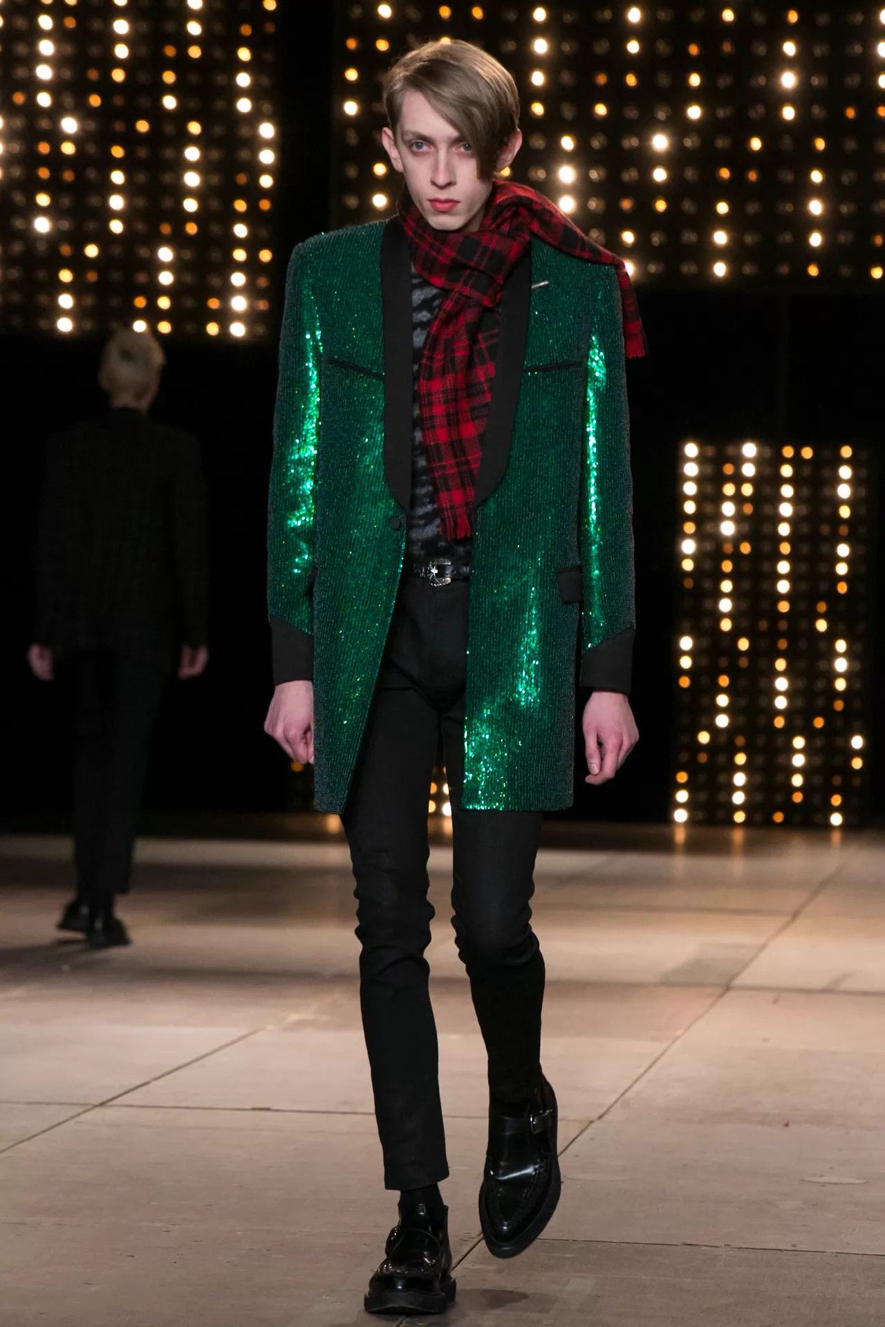 Saint Laurent Paris Saint Laurent SLP14AW Runway British Red Check Wool Scarf Size ONE SIZE - 6 Thumbnail