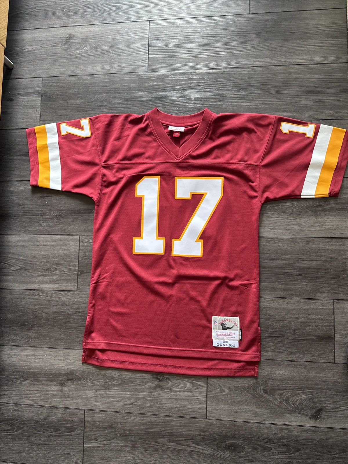 Mitchell & Ness × NFL Washington Redskins - Doug Williams Throwback Jersey Size US M / EU 48-50 / 2 - 1 Thumbnail