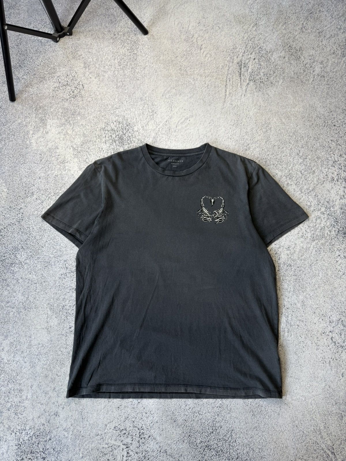Allsaints Mens Allsaints Oversize T Shirt Big Scorpion Size US S / EU 44-46 / 1 - 1 Thumbnail