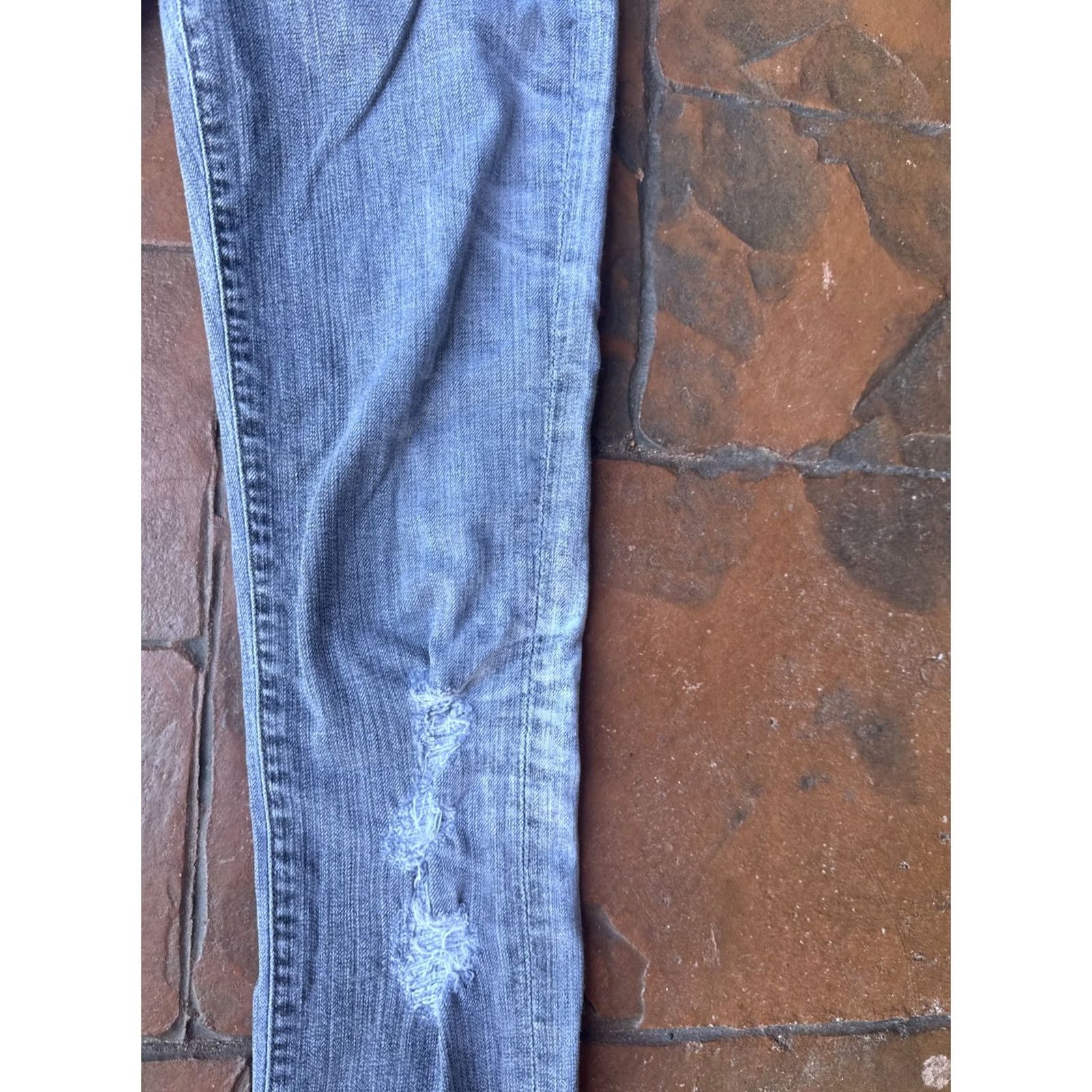 Citizens Of Humanity Citizens of Humanity Jeans Women Low Rise Straight Distressed 26 28.5in Gray Denim Slim Regular Zip Button Pockets Bohemian 90s Style Size 26" / US 2 / IT 38 - 6 Thumbnail