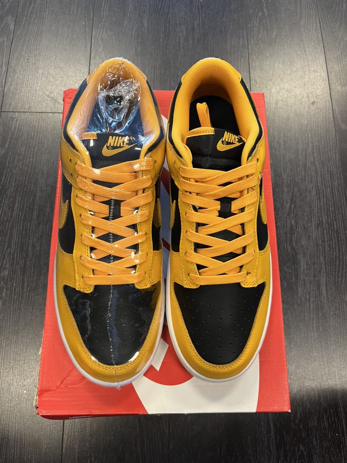 Nike Nike Dunk Low Golden Rod Size US 9.5 / EU 42-43 - 1 Thumbnail