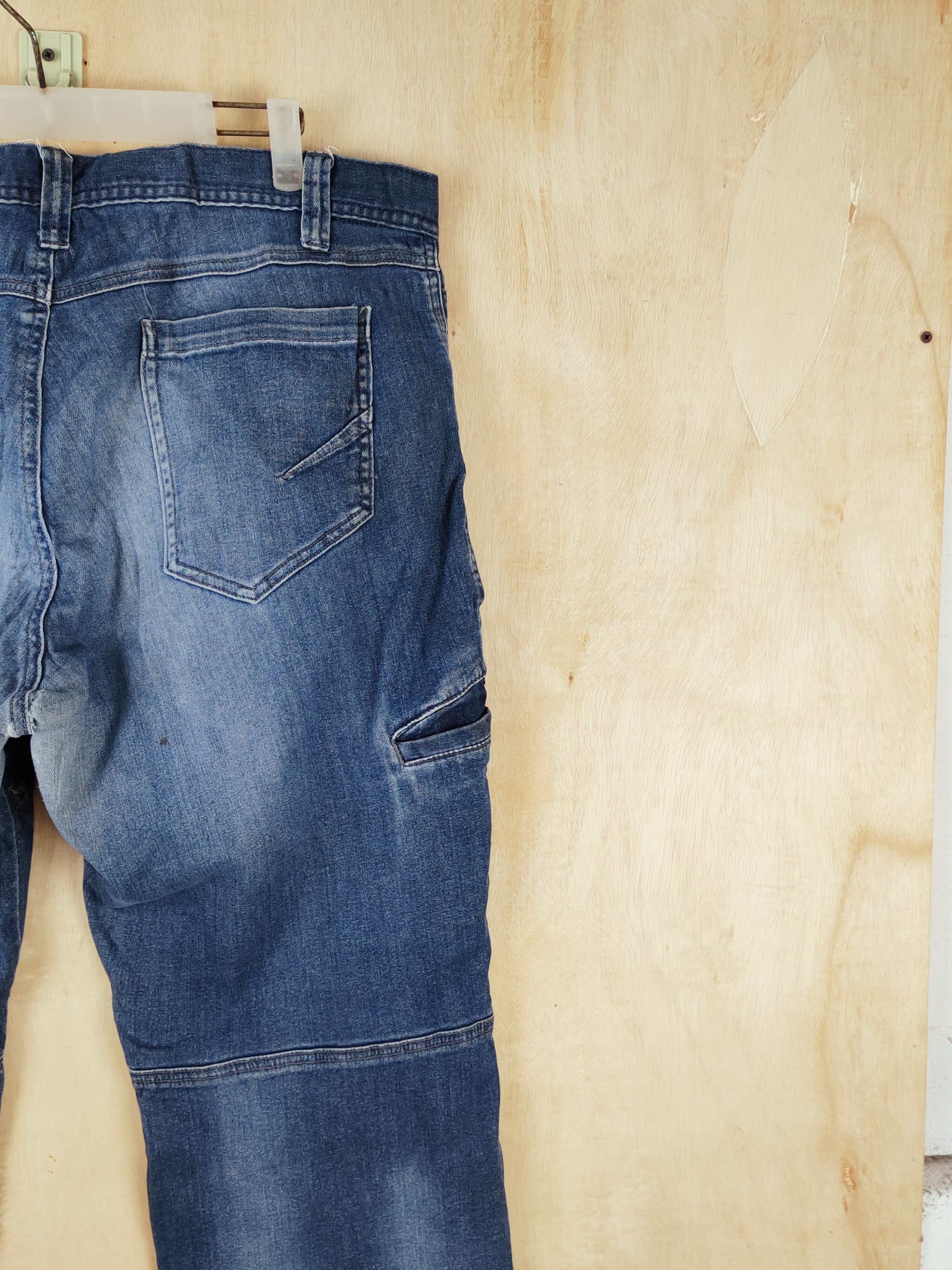 Japanese Brand BlueB Blue Distressed vintage Ripped Jeans #S2527 Size US 38 / EU 54 - 14 Thumbnail