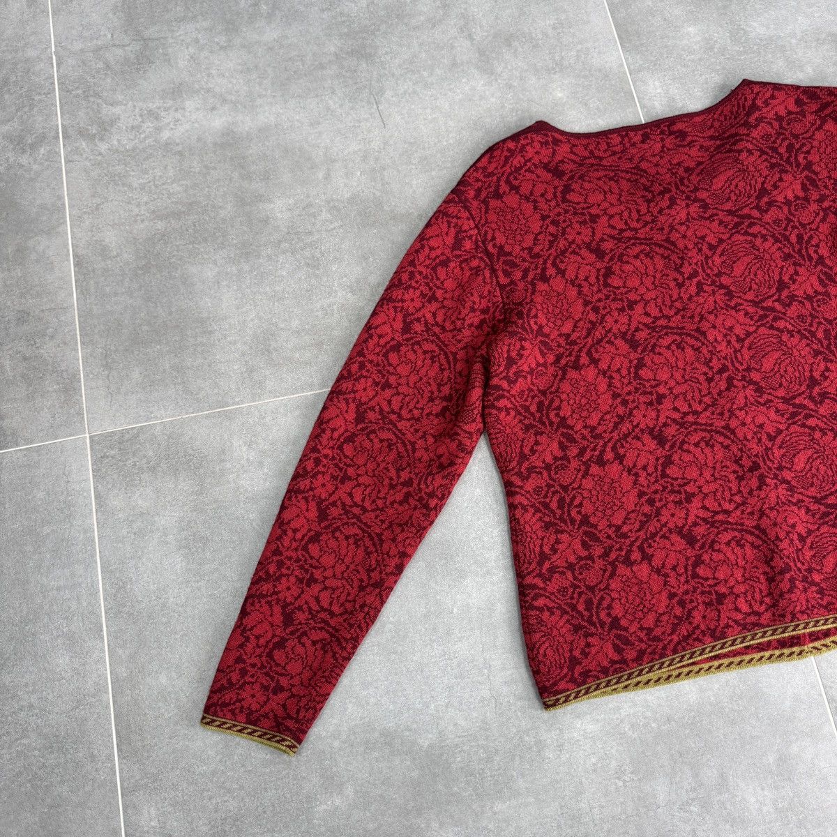 Vintage Vintage Oleana Wool Floral Women Button Cardigan Sweater Size M / US 6-8 / IT 42-44 - 17 Thumbnail