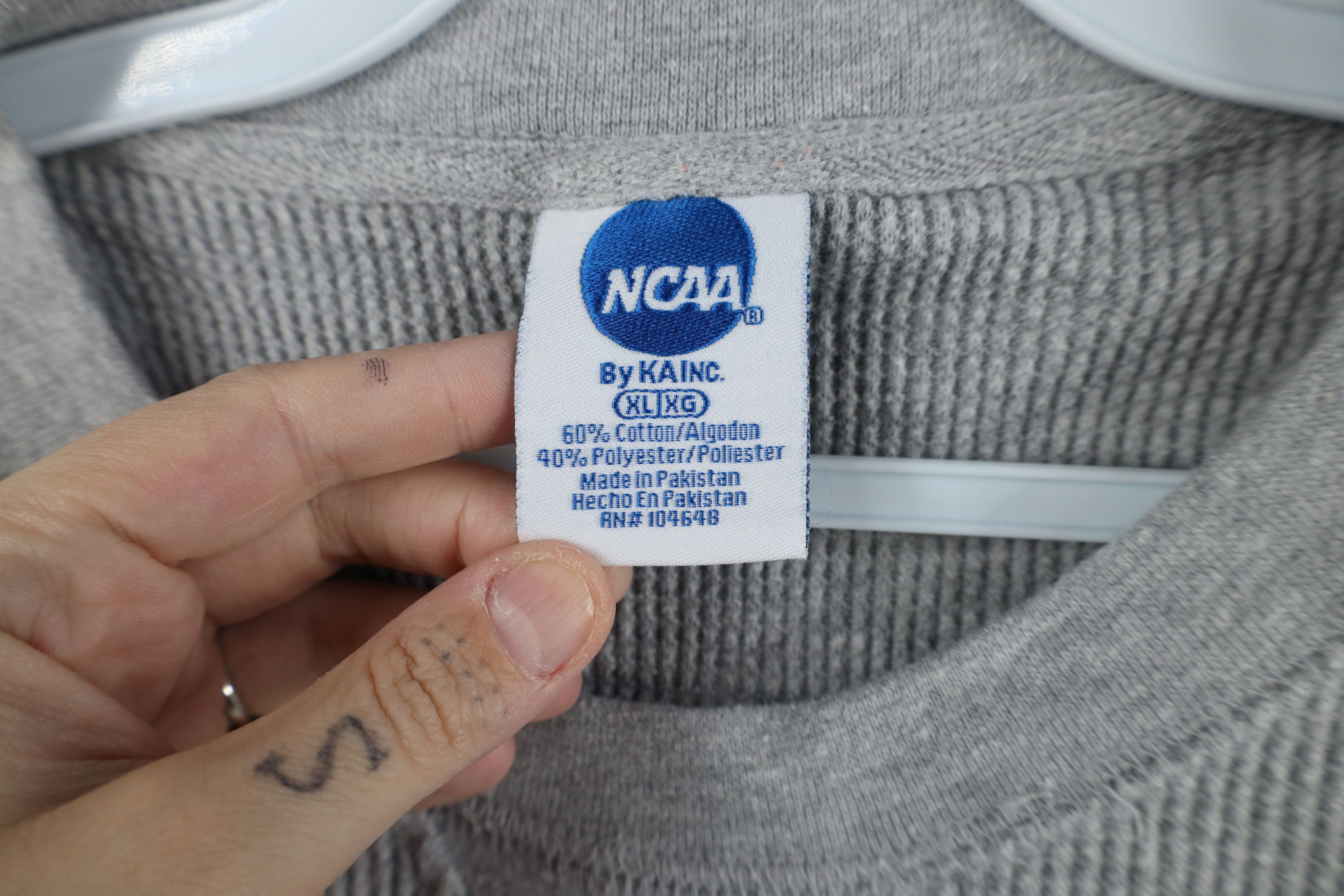 Vintage Vintage University Thermal Waffle Knit Long Sleeve T-Shirt Size US XL / EU 56 / 4 - 9 Thumbnail