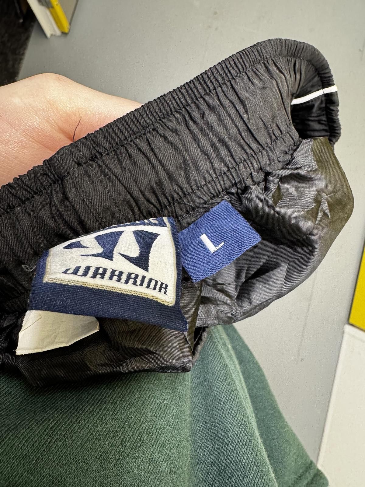 Warrior Warrior Black Lightweight Training Pants - Size L Size US 34 / EU 50 - 4 Thumbnail