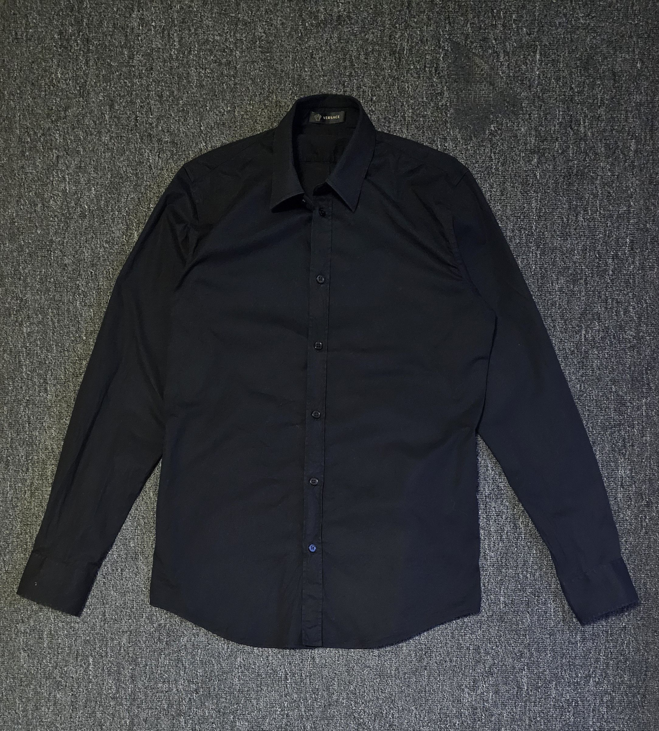 Versace Versace men's black shirts size 40 like M Size US L / EU 52-54 / 3 - 1 Thumbnail