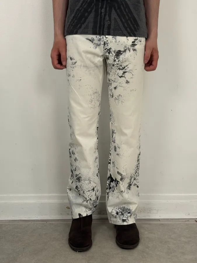 Just Cavalli 2000s Cavalli White Floral Obscure Cozy Pants Size US 32 / EU 48 - 2 Thumbnail