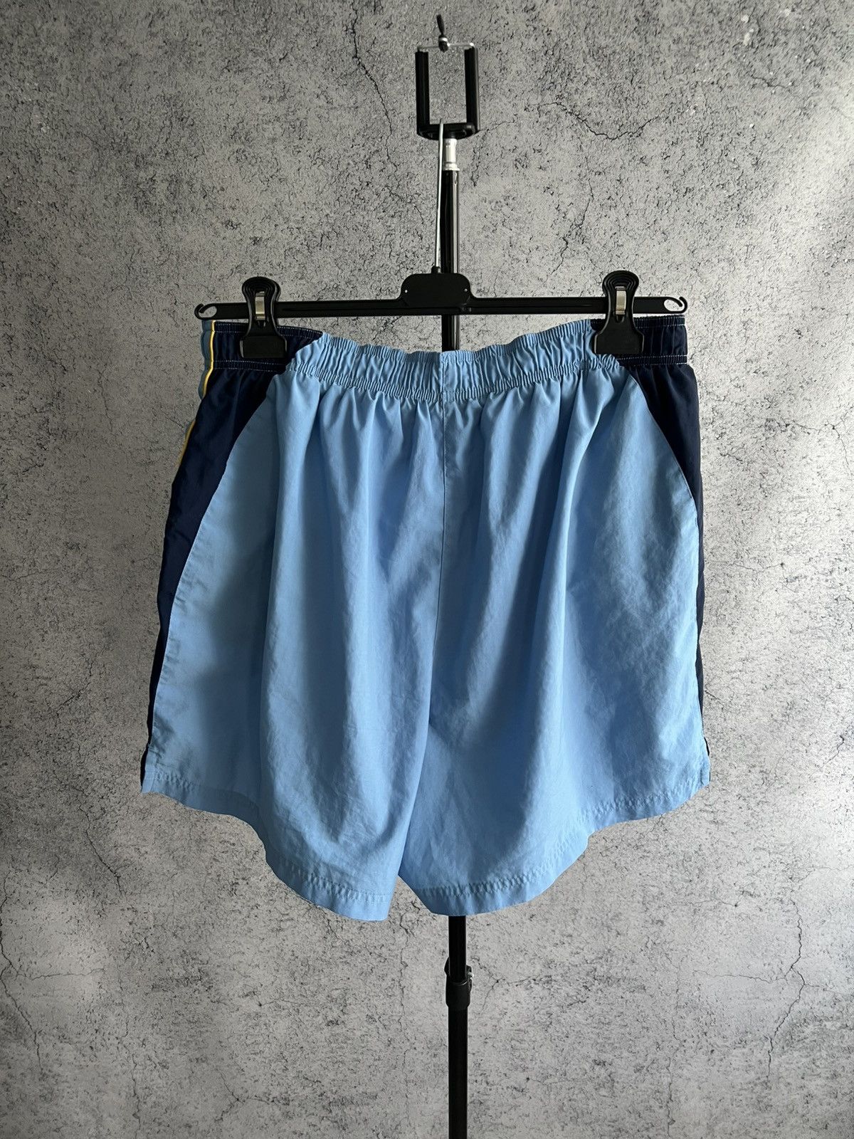 Nike Vintage Nike Nylon Shorts 2000s Mini Swoosh Blue Sportswear Size US 34 / EU 50 - 9 Thumbnail