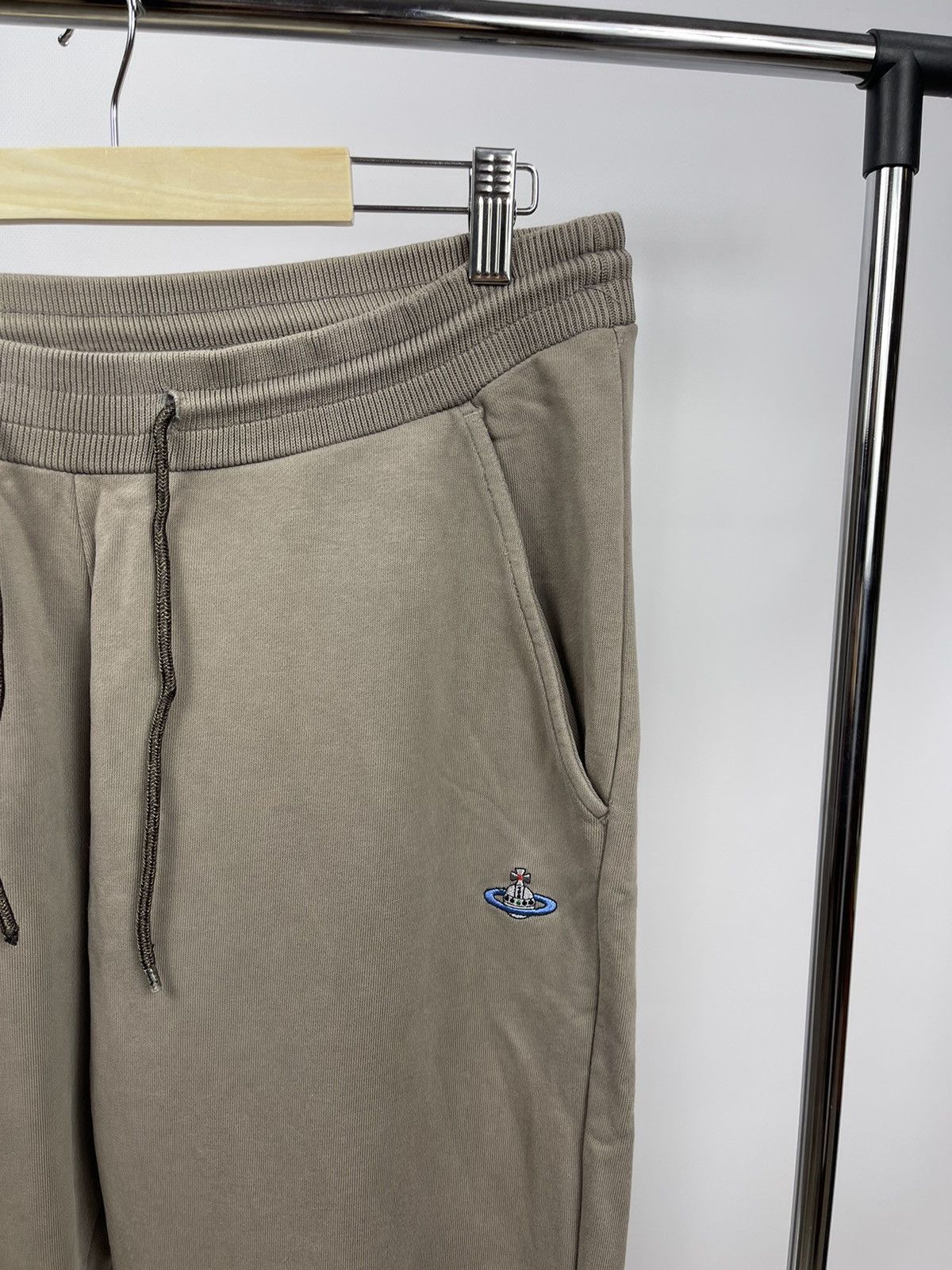 Vivienne Westwood Vivienne Westwood Track Pants Size M Beige Logo Men's Size US 32 / EU 48 - 2 Thumbnail