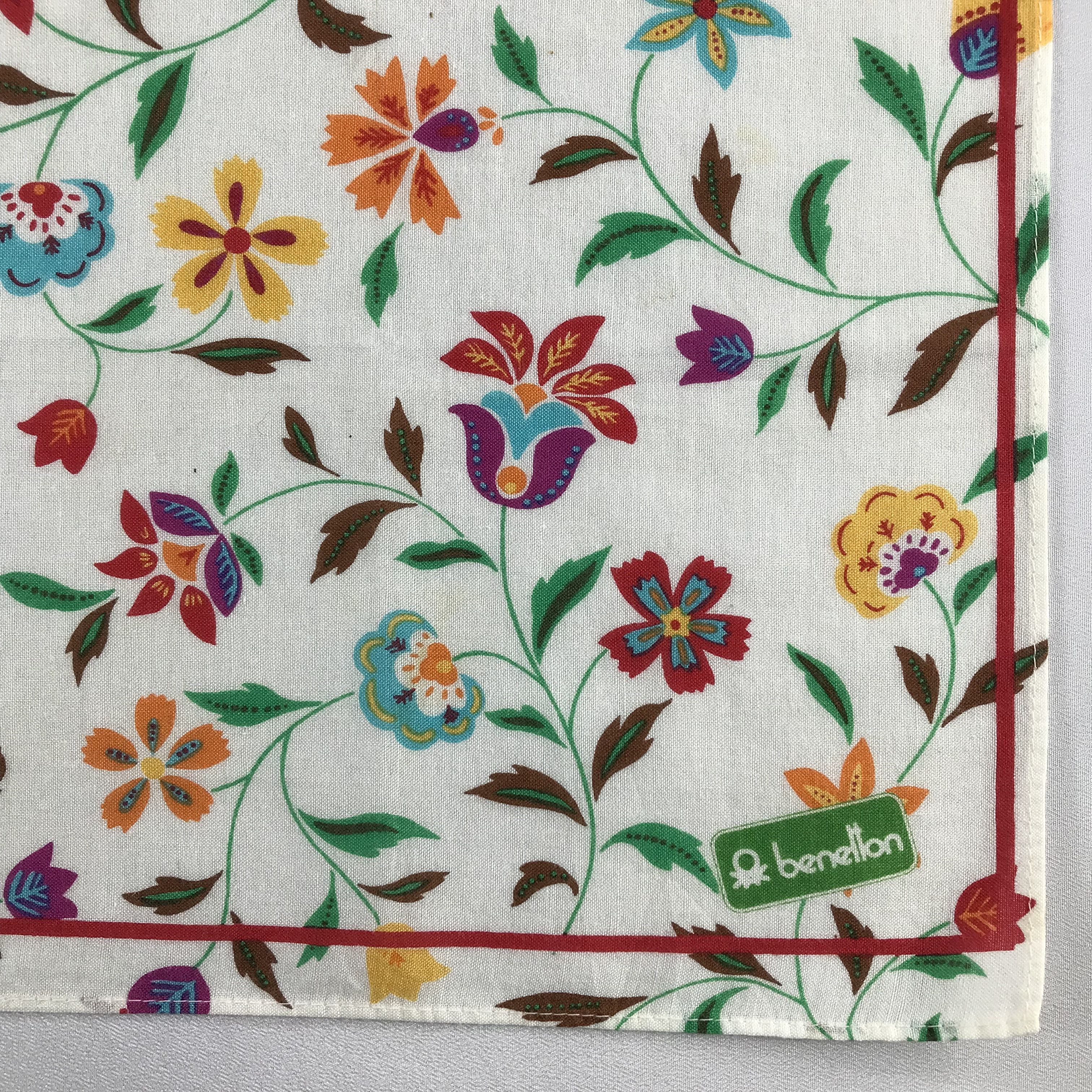 United Colors Of Benetton United Colors Of Benetton Handkerchief / Bandana/Neckerchief Size ONE SIZE - 5 Thumbnail