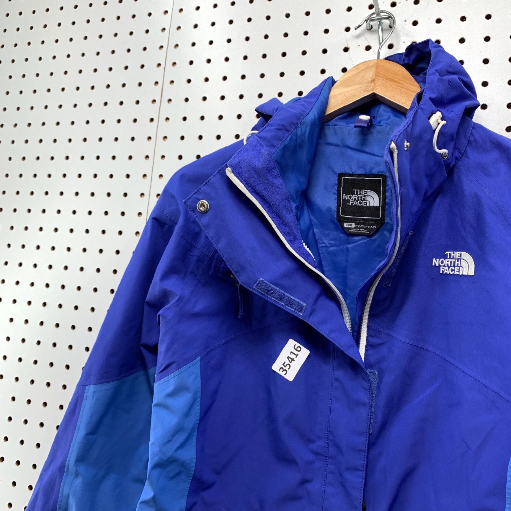 The North Face The North Face Hyvent Hooded Windbreaker Jacket Womens Small Blue Hoodie 19x26 Size S / US 4 / IT 40 - 7 Thumbnail