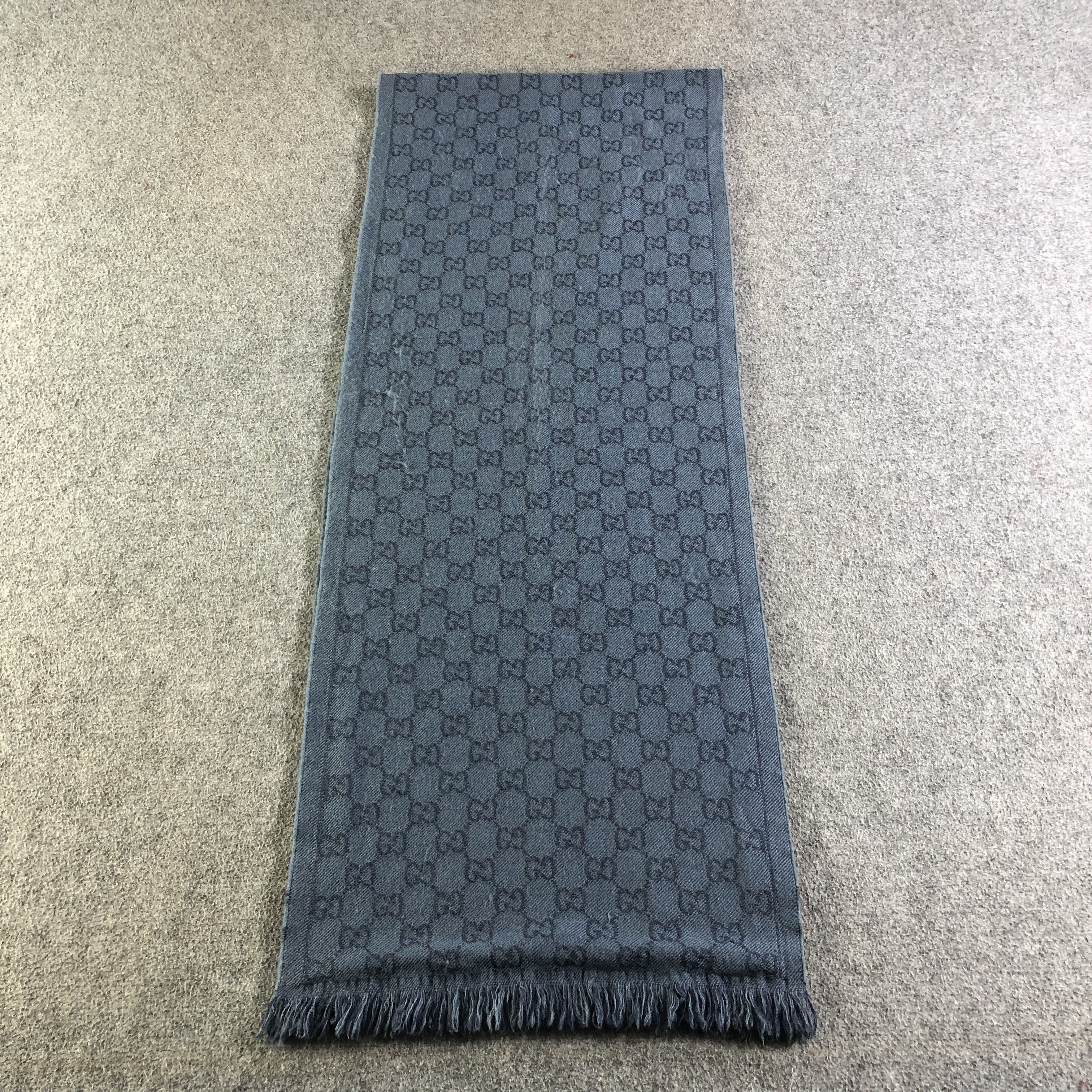 Gucci Gucci Monogram Full Print GG Wool Scarf Muffler V2627 Size ONE SIZE - 2 Thumbnail