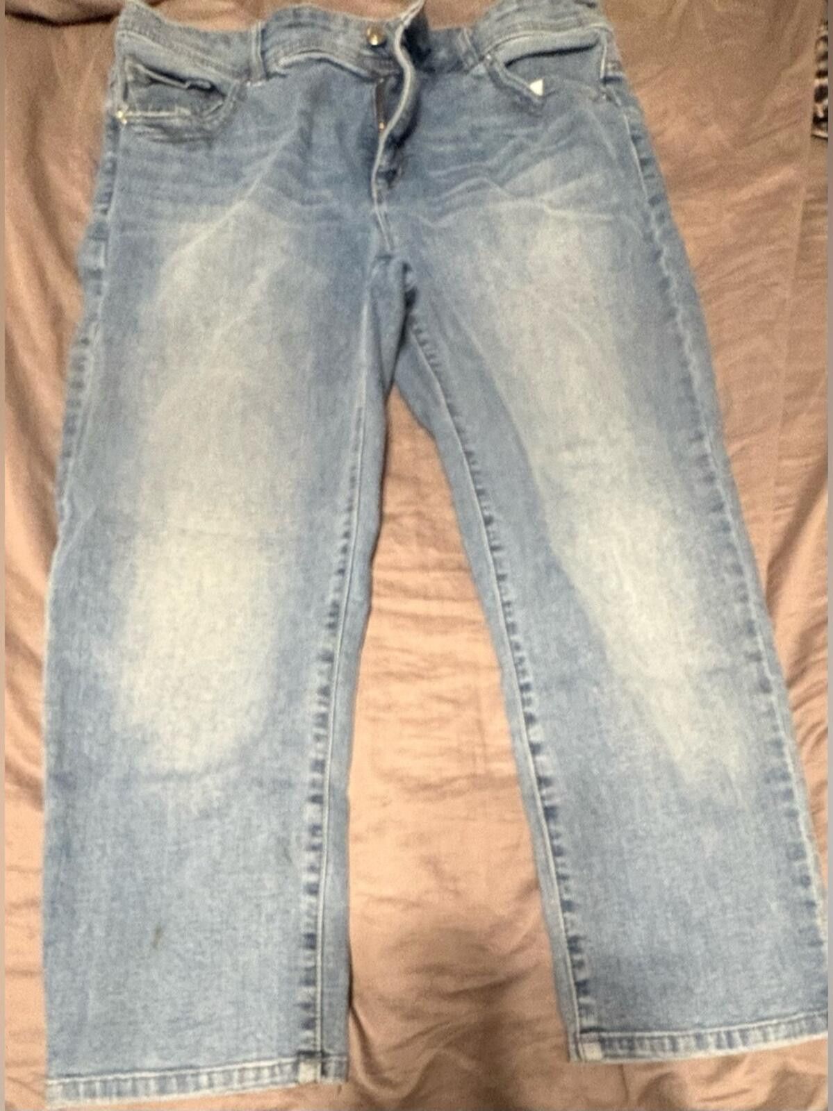 Chicos Chico’s ‘So Slimming’ Cropped Jeans Size 1.5 Size 30" / US 8 / IT 44 - 2 Thumbnail