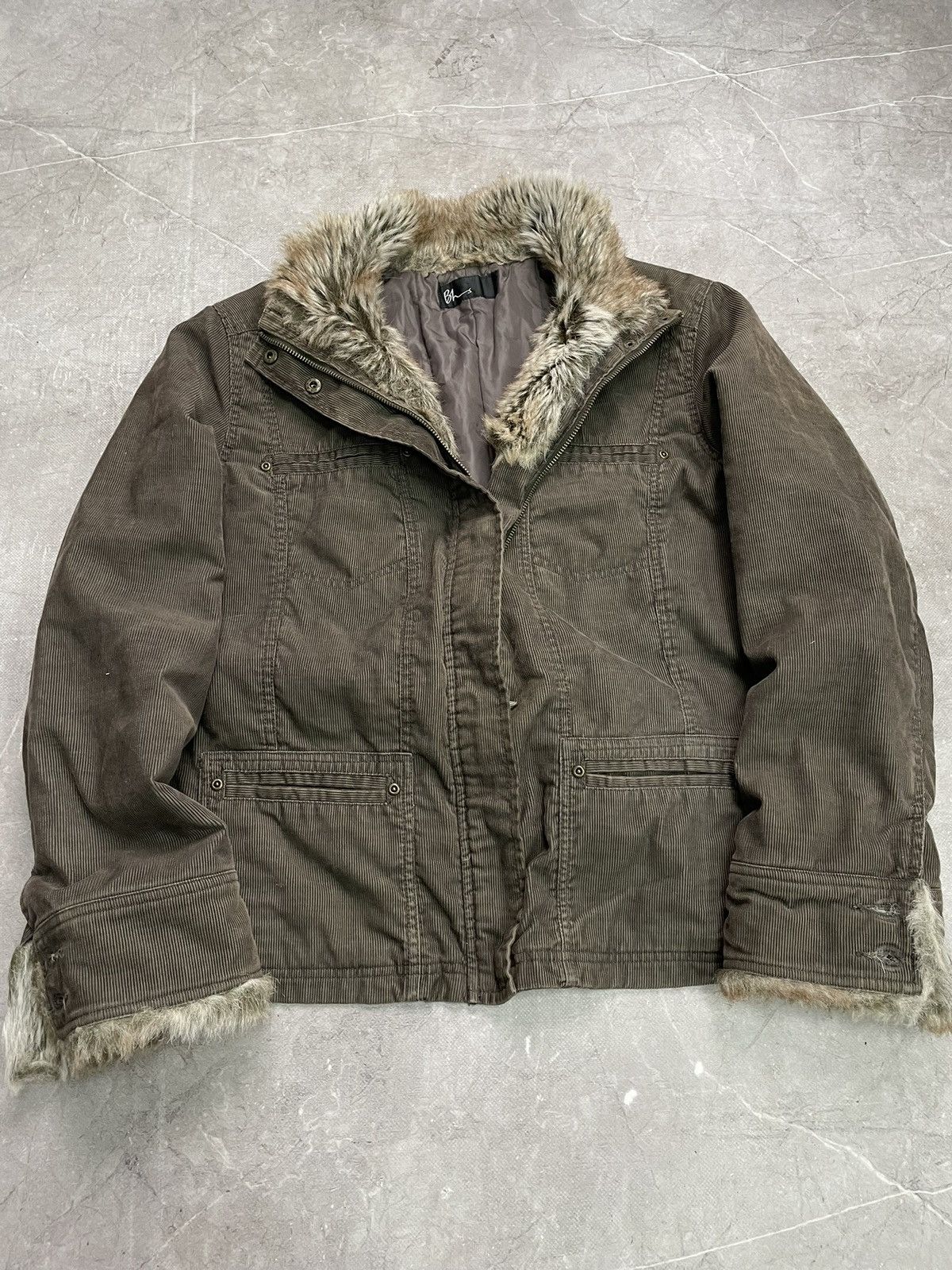If Six Was Nine If six was nine style corduroy fur jacket vintage Y2K style Size US L / EU 52-54 / 3 - 1 Thumbnail