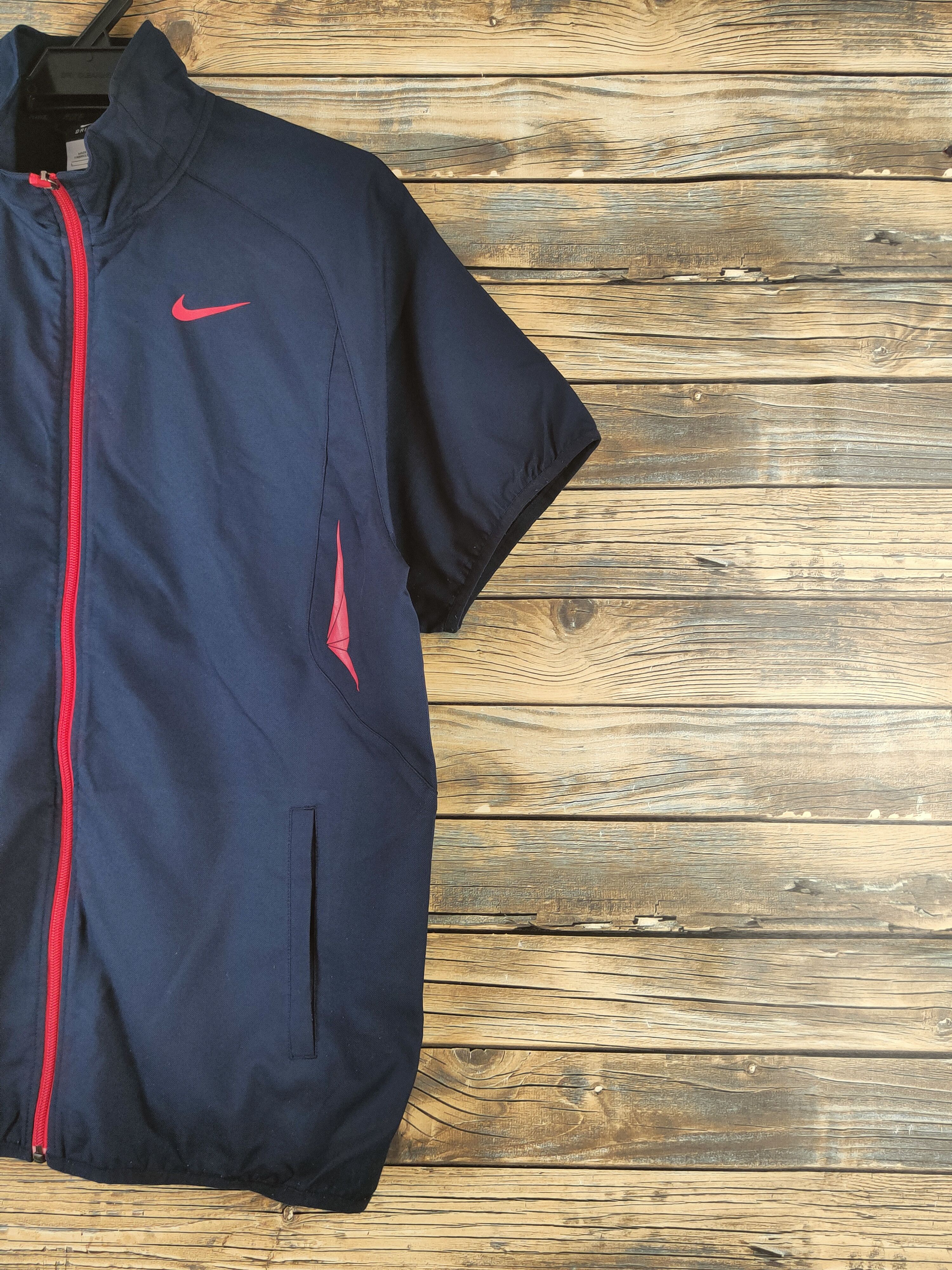 Nike Nike Navy Sweatshirts shortsleeve #S2864 Size US L / EU 52-54 / 3 - 5 Thumbnail