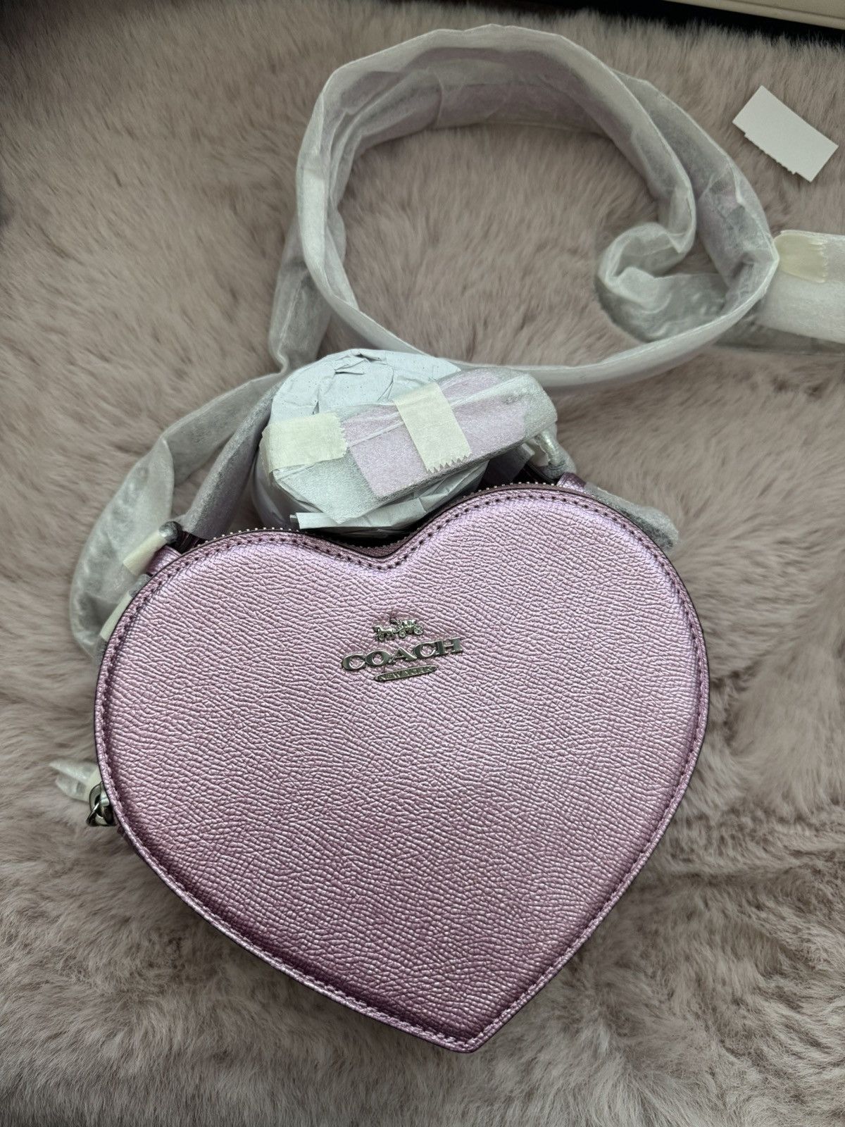 Coach Coach Heart Crossbody Bag in Metalic Crossgrain Leather Size ONE SIZE - 7 Thumbnail