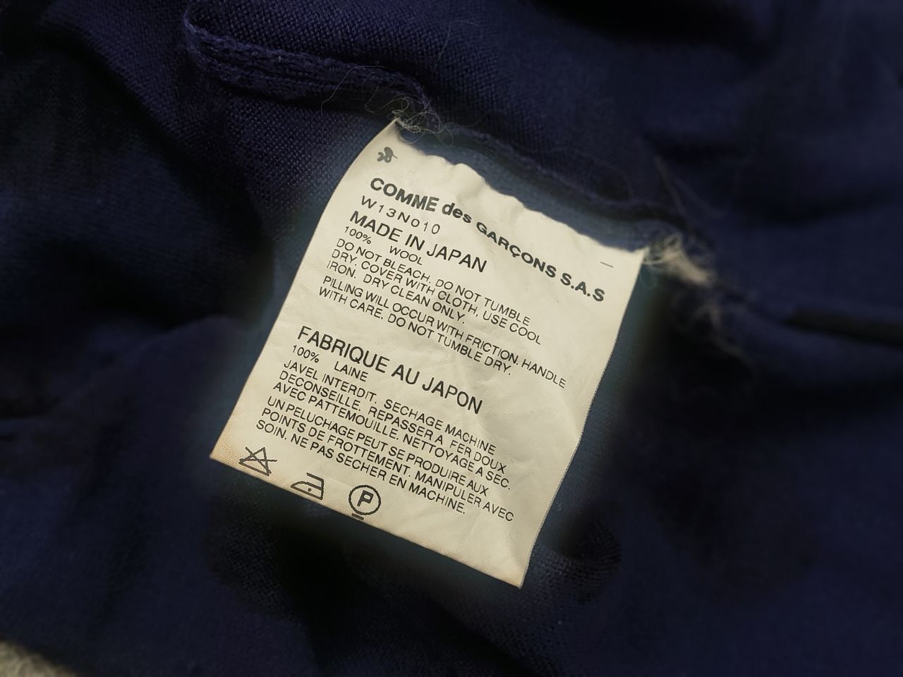 Comme des Garcons Vintage COMME des GARCONS Dot Printed Wool Knit Sweater Size US XS / EU 42 / 0 - 14 Thumbnail