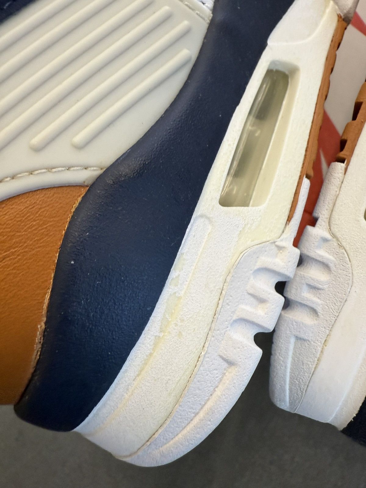 Nike 2014 Nike Air Trainer 3 Medicine Ball Size US 9 / EU 42 - 5 Thumbnail