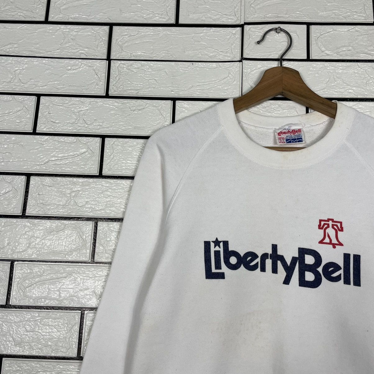 Japanese Brand Vintage Liberty Bell Big Logo Sweatshirt Size US M / EU 48-50 / 2 - 6 Thumbnail