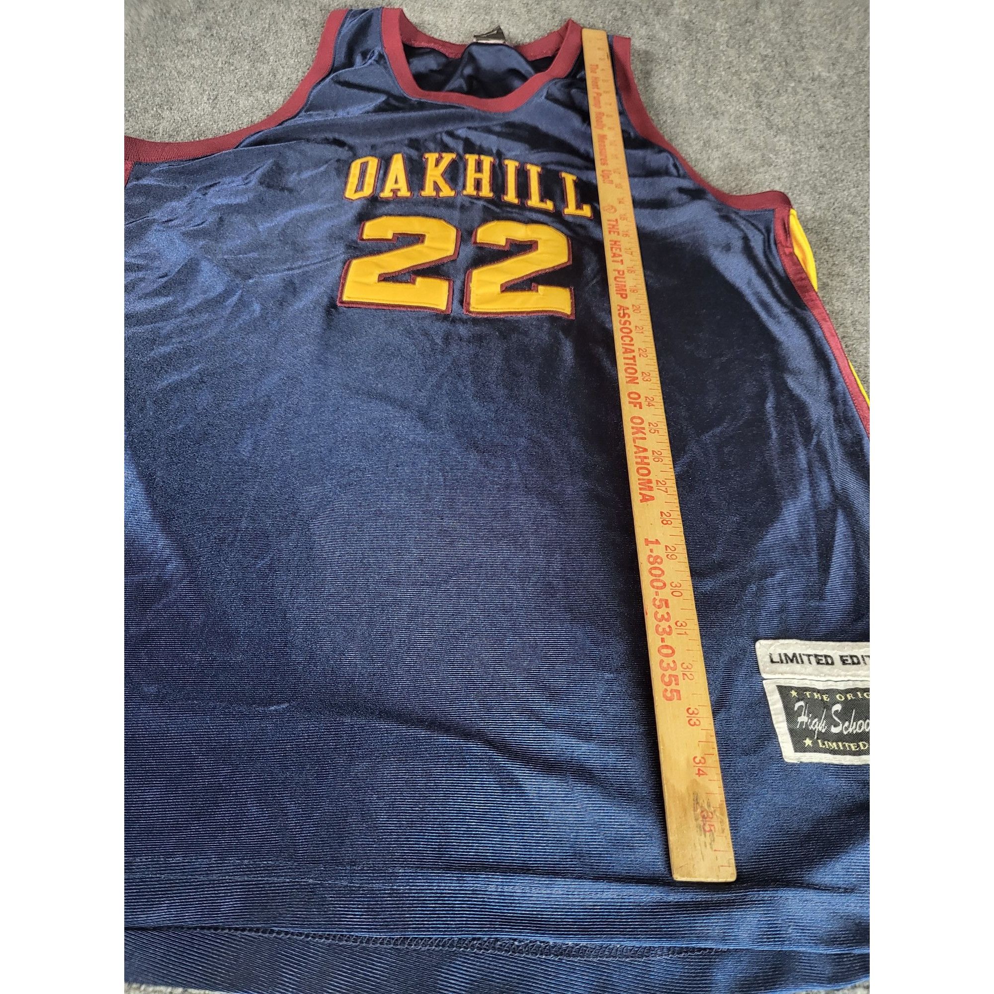 Other Vintage Carmelo Anthony Oak Hill Basketball Jersey Men Sz XL Size US XL / EU 56 / 4 - 4 Thumbnail