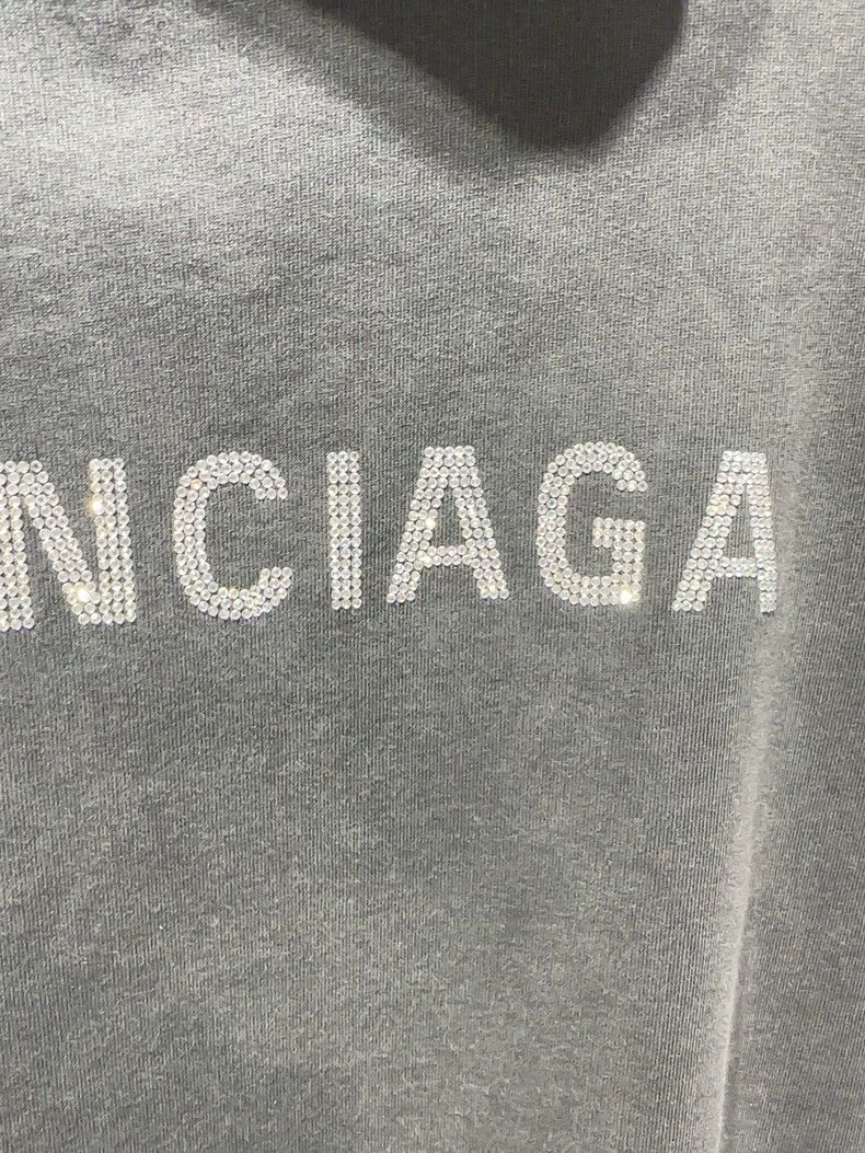 Balenciaga Balenciaga Back letter logo rhinestone hoodie 2502-Nextarro Size US XS / EU 42 / 0 - 6 Thumbnail