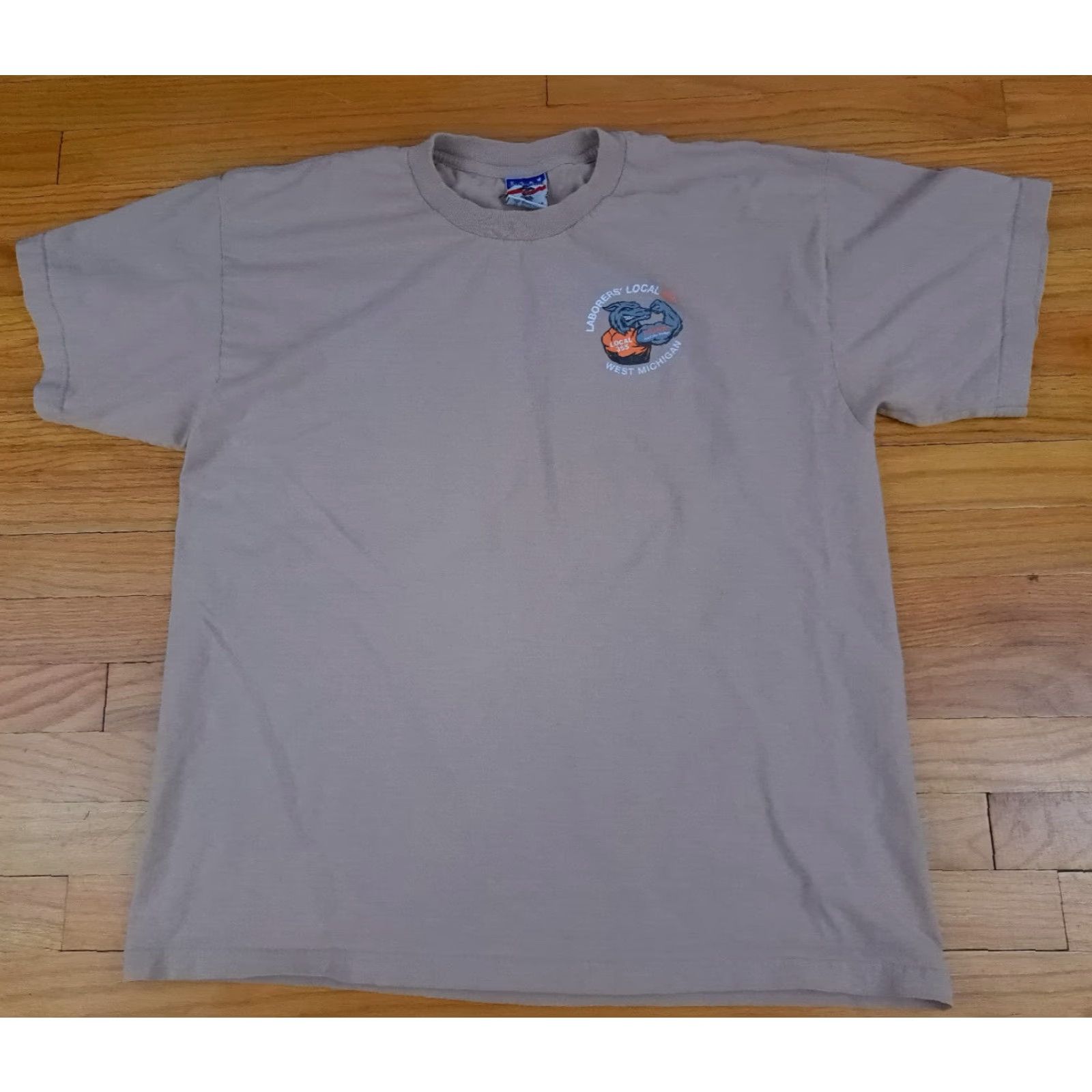 Vintage VINTAGE Laboreres Local 355 West Michigan XL USA Union Made T-Shirt Size US XL / EU 56 / 4 - 3 Thumbnail