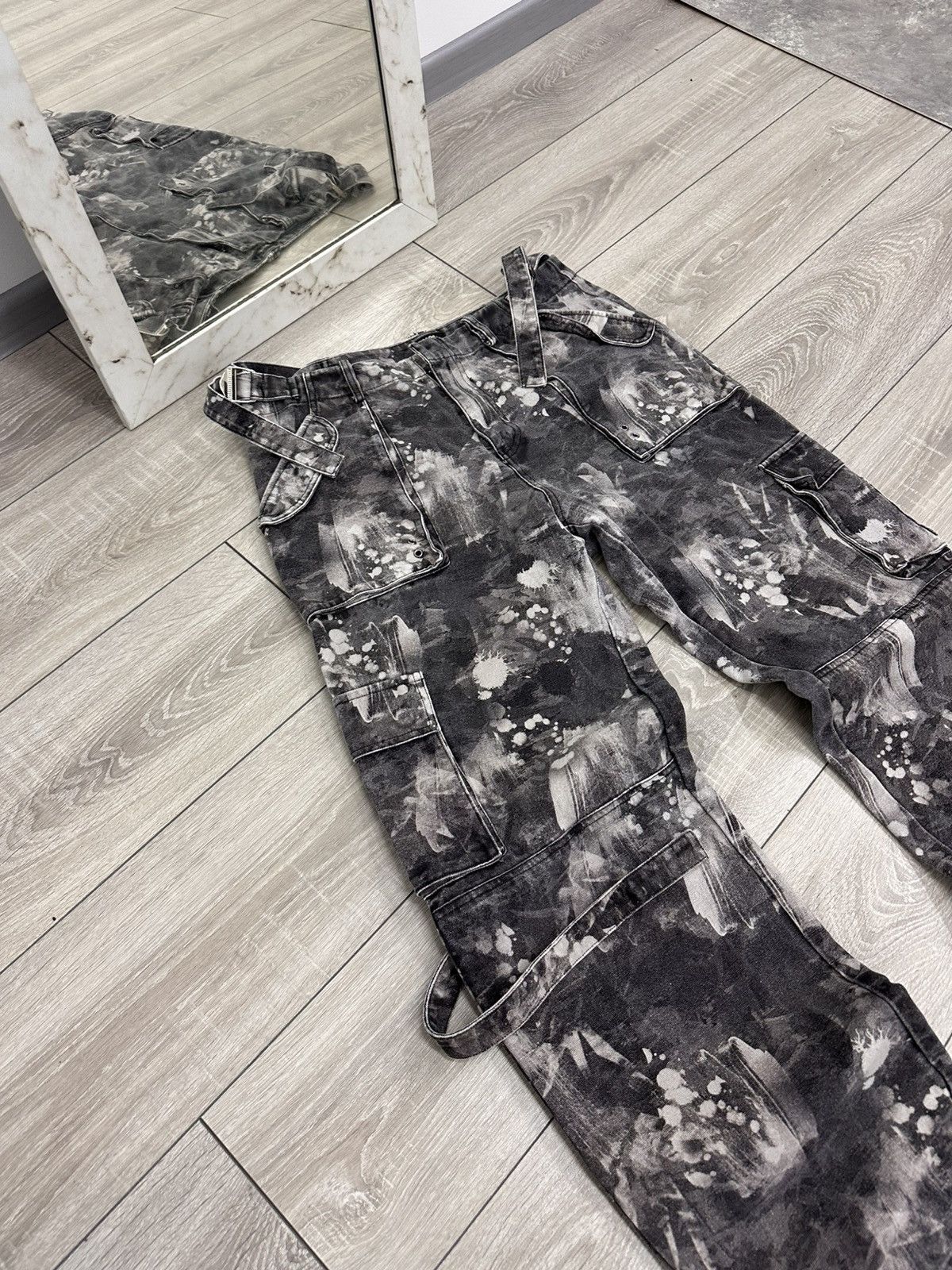 Japanese Brand Baggy Gray Multipocket Cargo Y2K Style Size US 32 / EU 48 - 5 Thumbnail