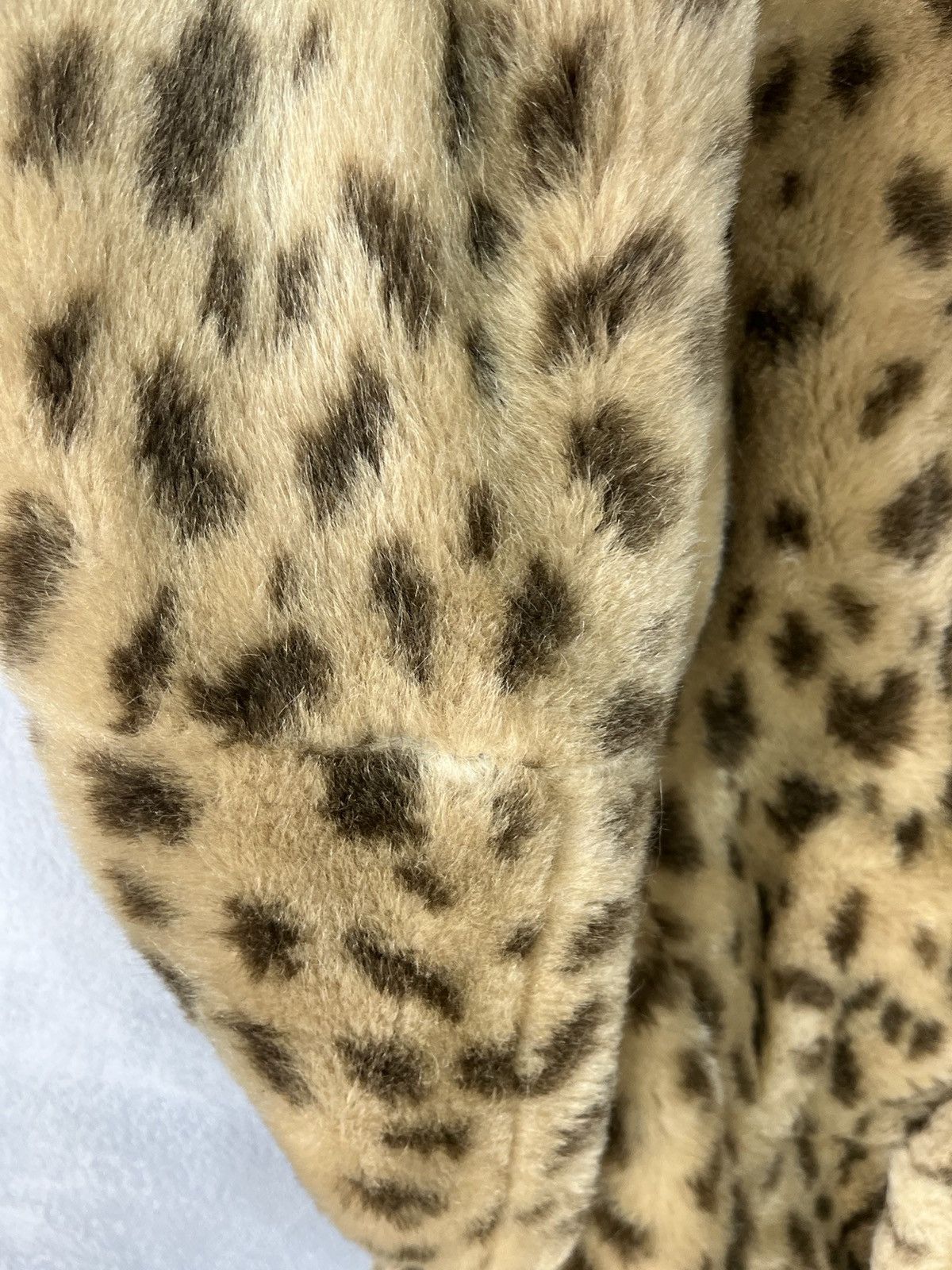 Japanese Brand × Vintage Vintage 90s Fur Faux elongated leopard coat jacket Size L / US 10 / IT 46 - 8 Thumbnail