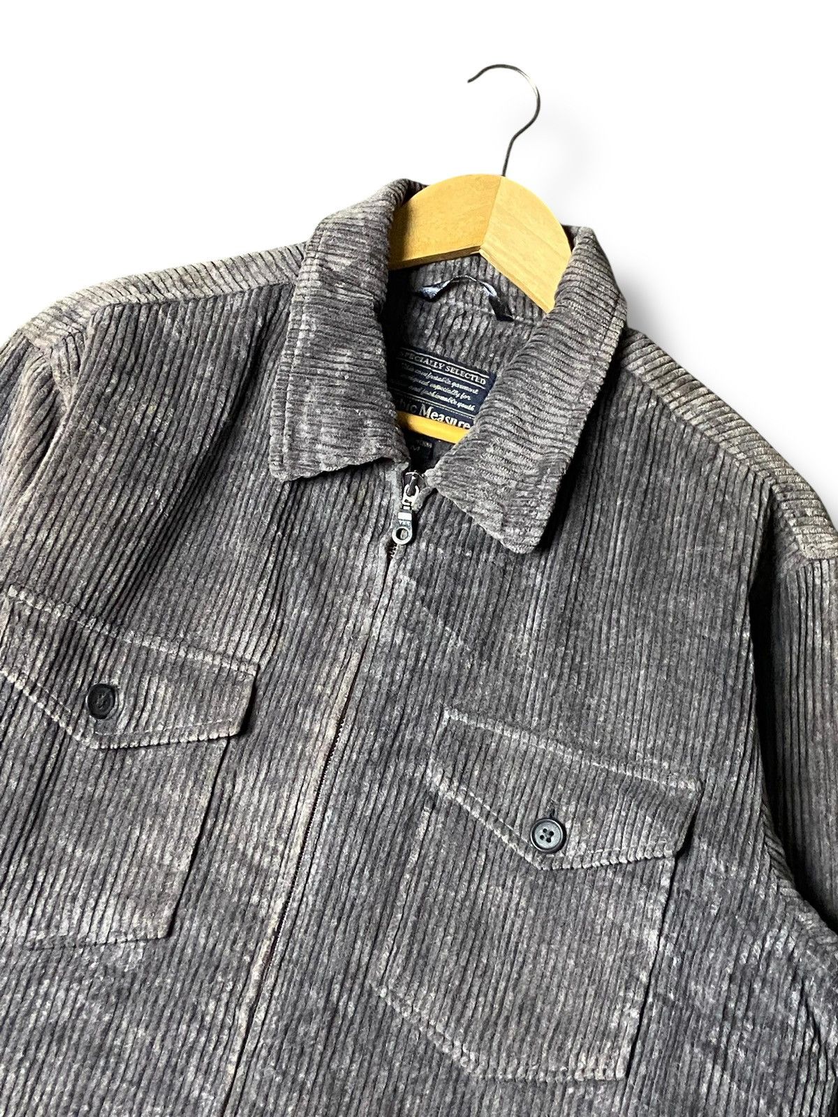 Japanese Brand Cubic Measure Multi pocket Corduroy Jacket (160) Size US M / EU 48-50 / 2 - 3 Thumbnail